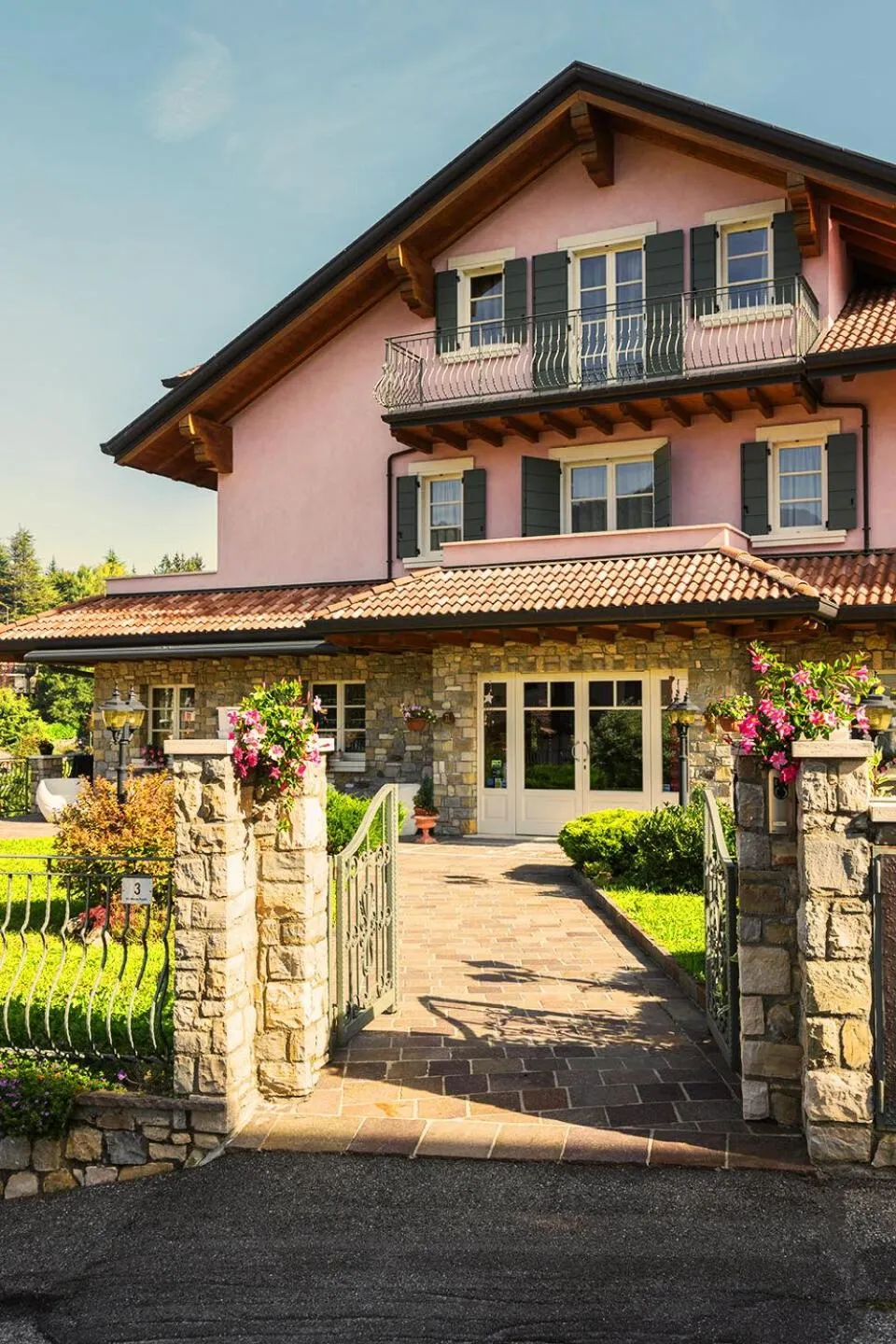 Property building in T'AMI Hotel Resort Spa