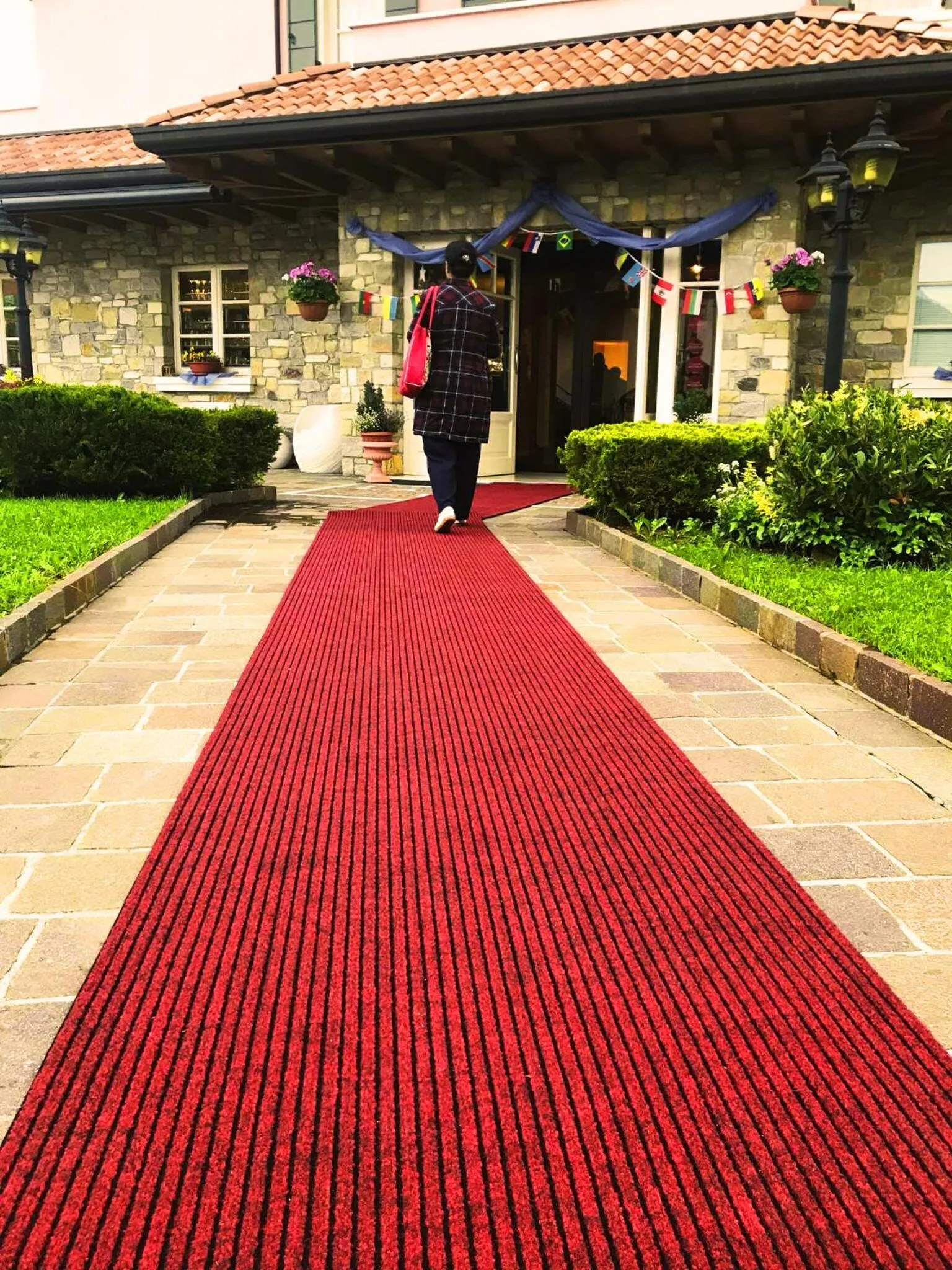 Activities in T'AMI Hotel Resort Spa