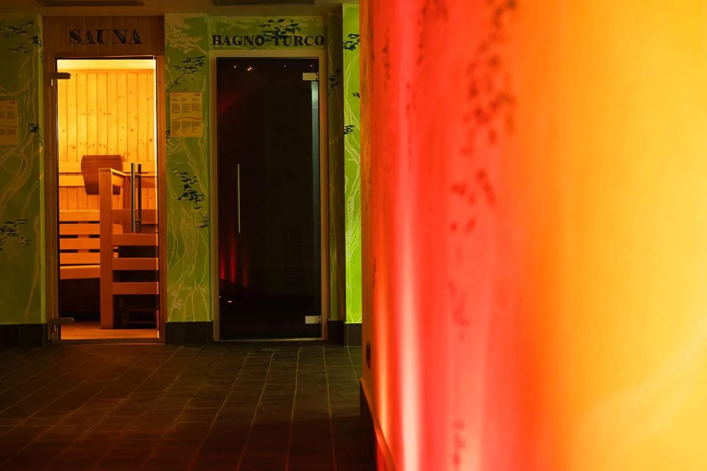 Spa and wellness centre/facilities in T'AMI Hotel Resort Spa