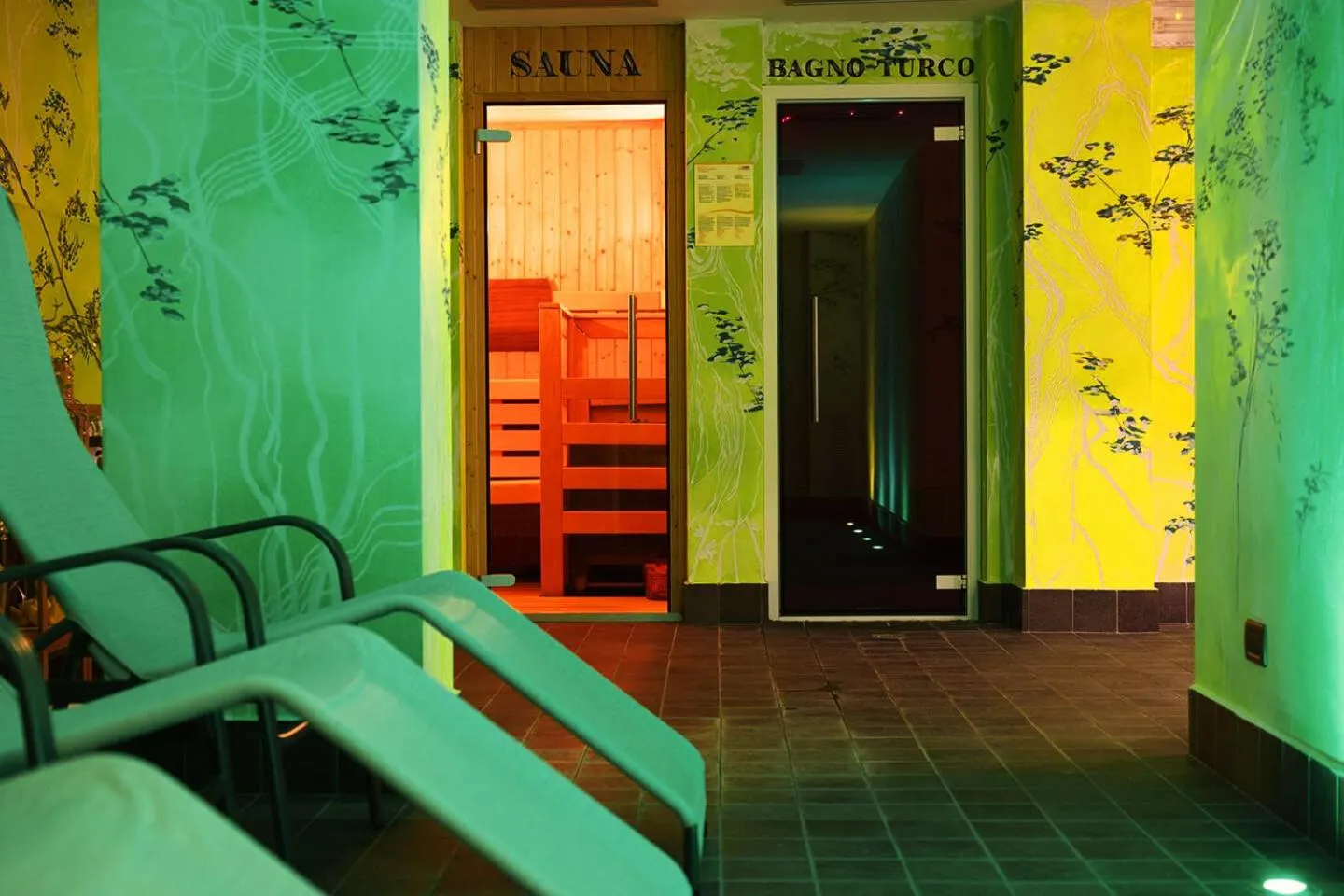 Spa and wellness centre/facilities in T'AMI Hotel Resort Spa