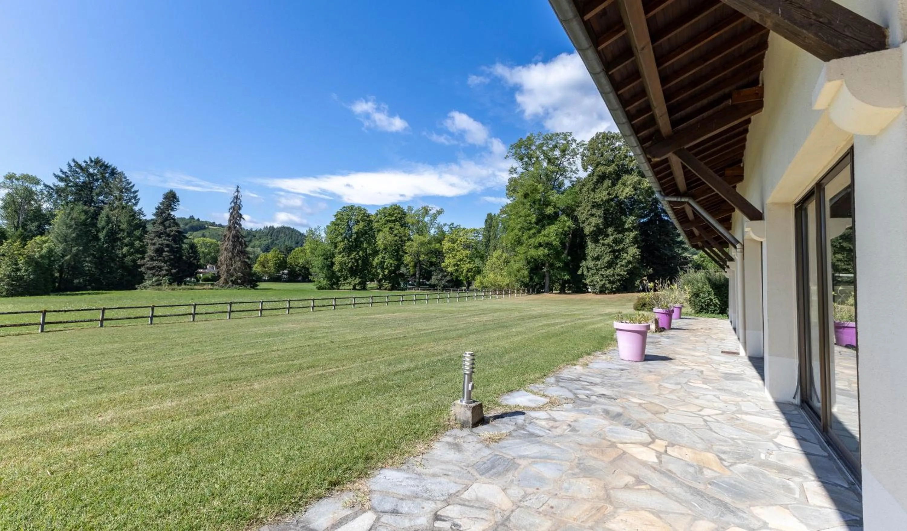 Garden view in Ma Tranquillite