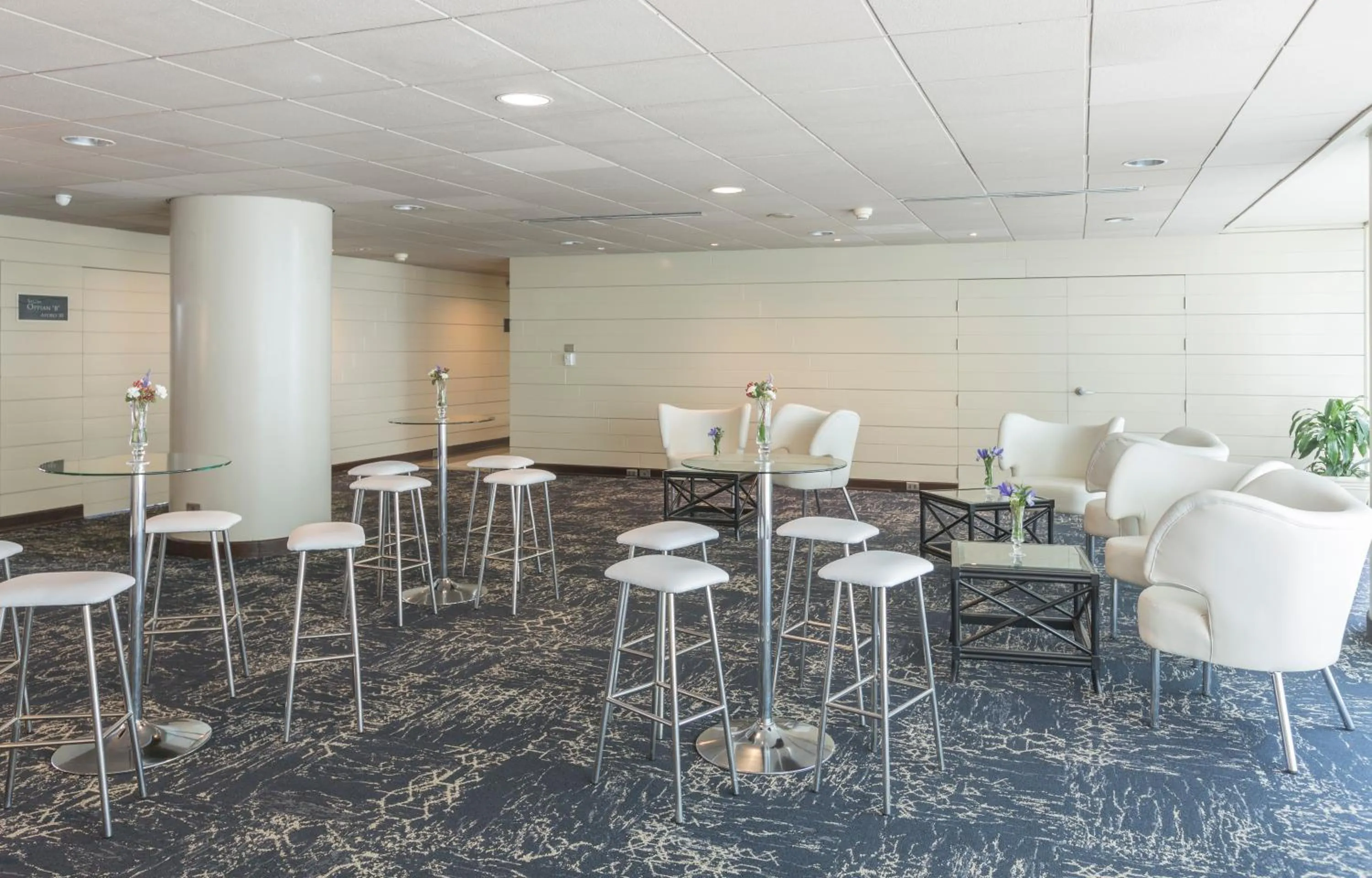 Meeting/conference room in Delfines Hotel & Convention Center