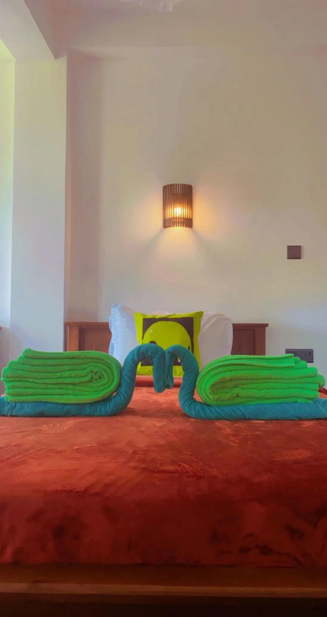 Bed in Adams Peak Inn