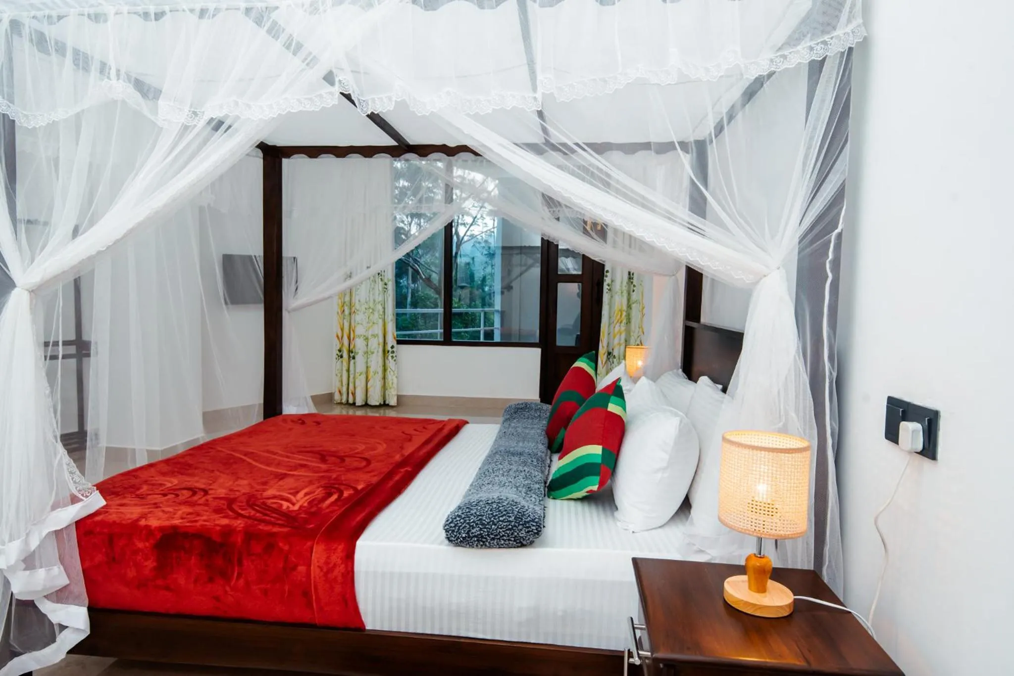 Bed in Adams Peak Inn