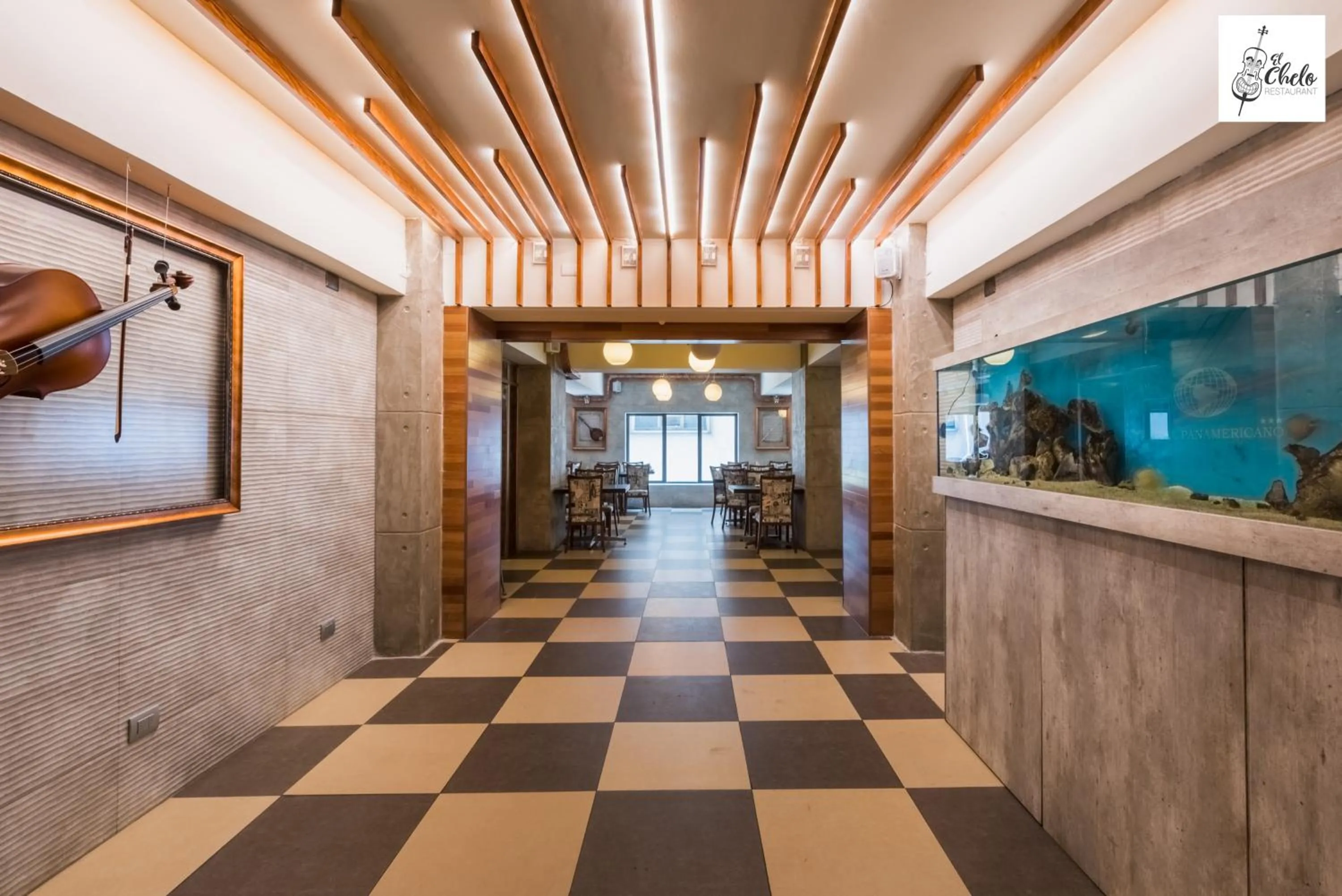 Restaurant/places to eat in Hotel Panamericano