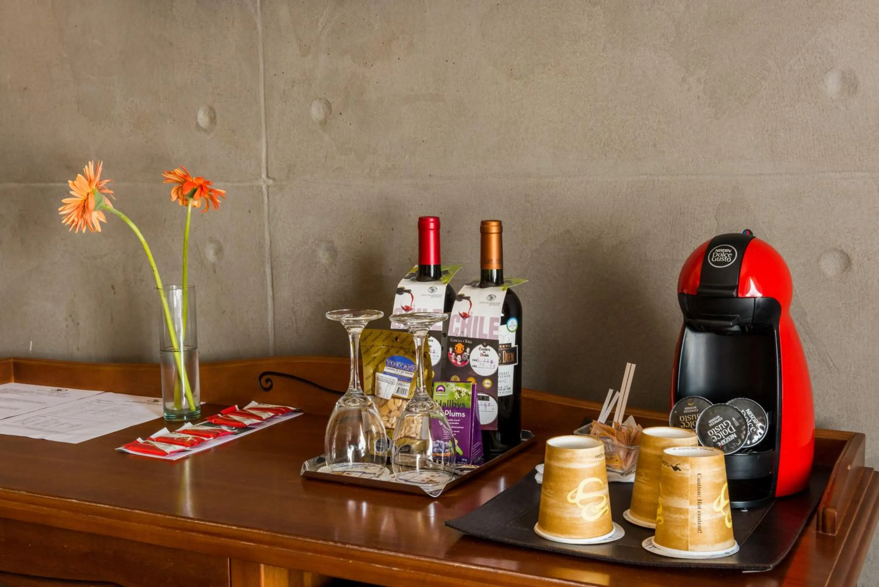 Coffee/tea facilities in Hotel Panamericano