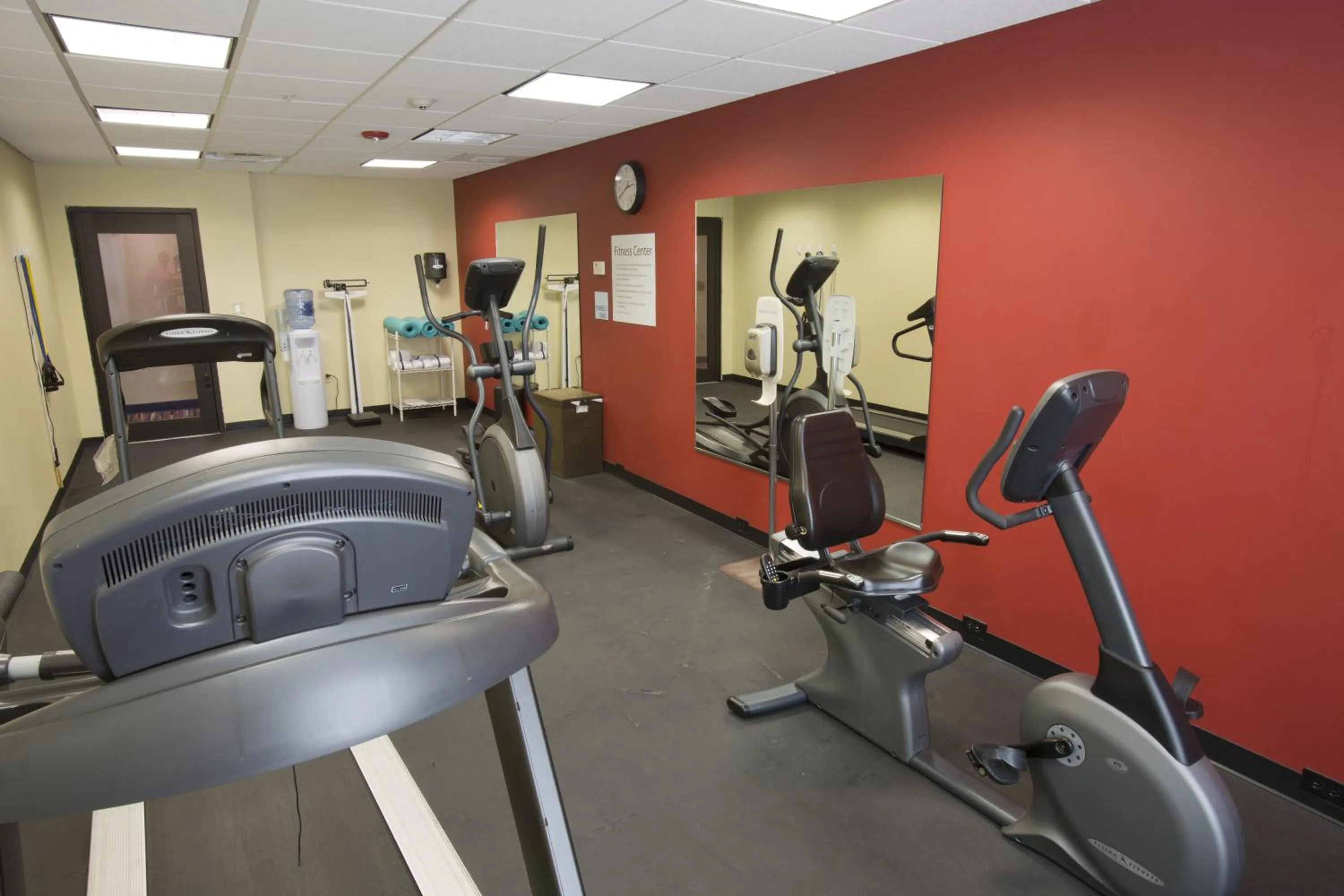 Fitness centre/facilities in Holiday Inn Express New Albany by IHG