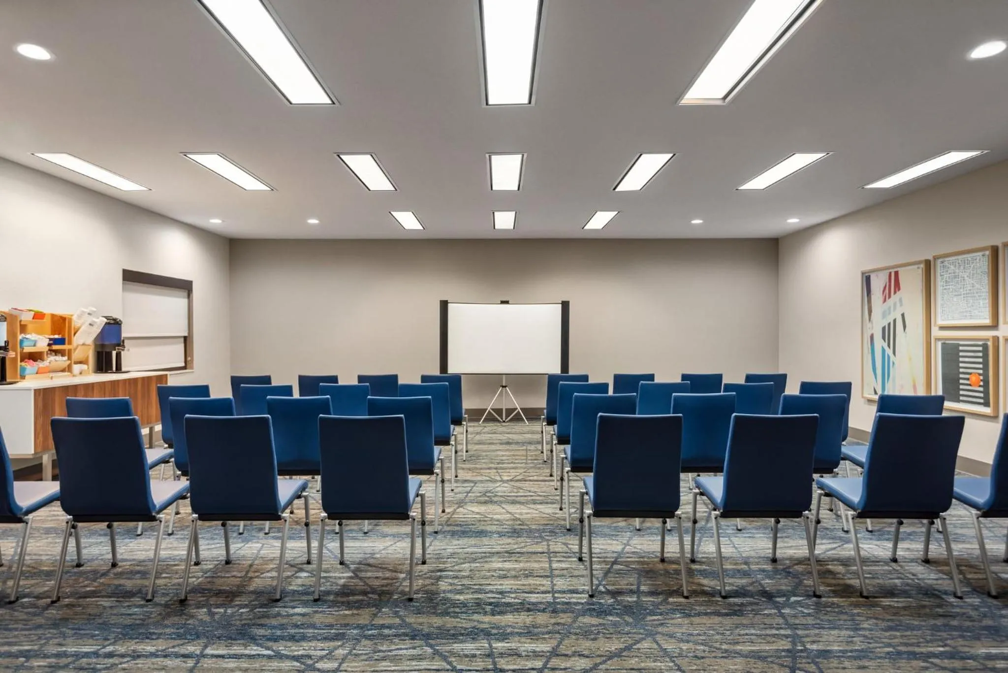 Meeting/conference room in Holiday Inn Express Morgantown by IHG