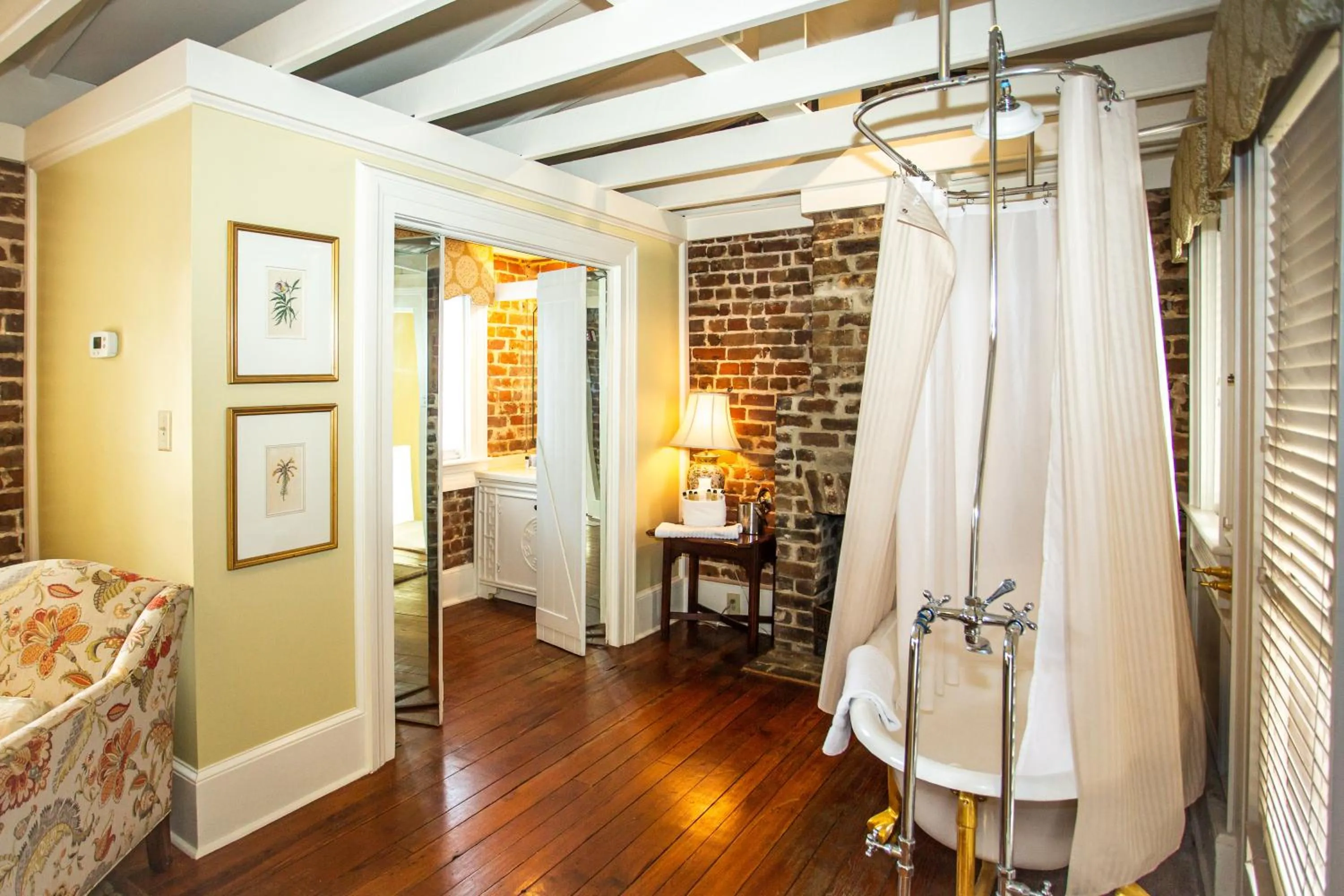 Bathroom, Bed in The Gastonian, Historic Inns of Savannah Collection