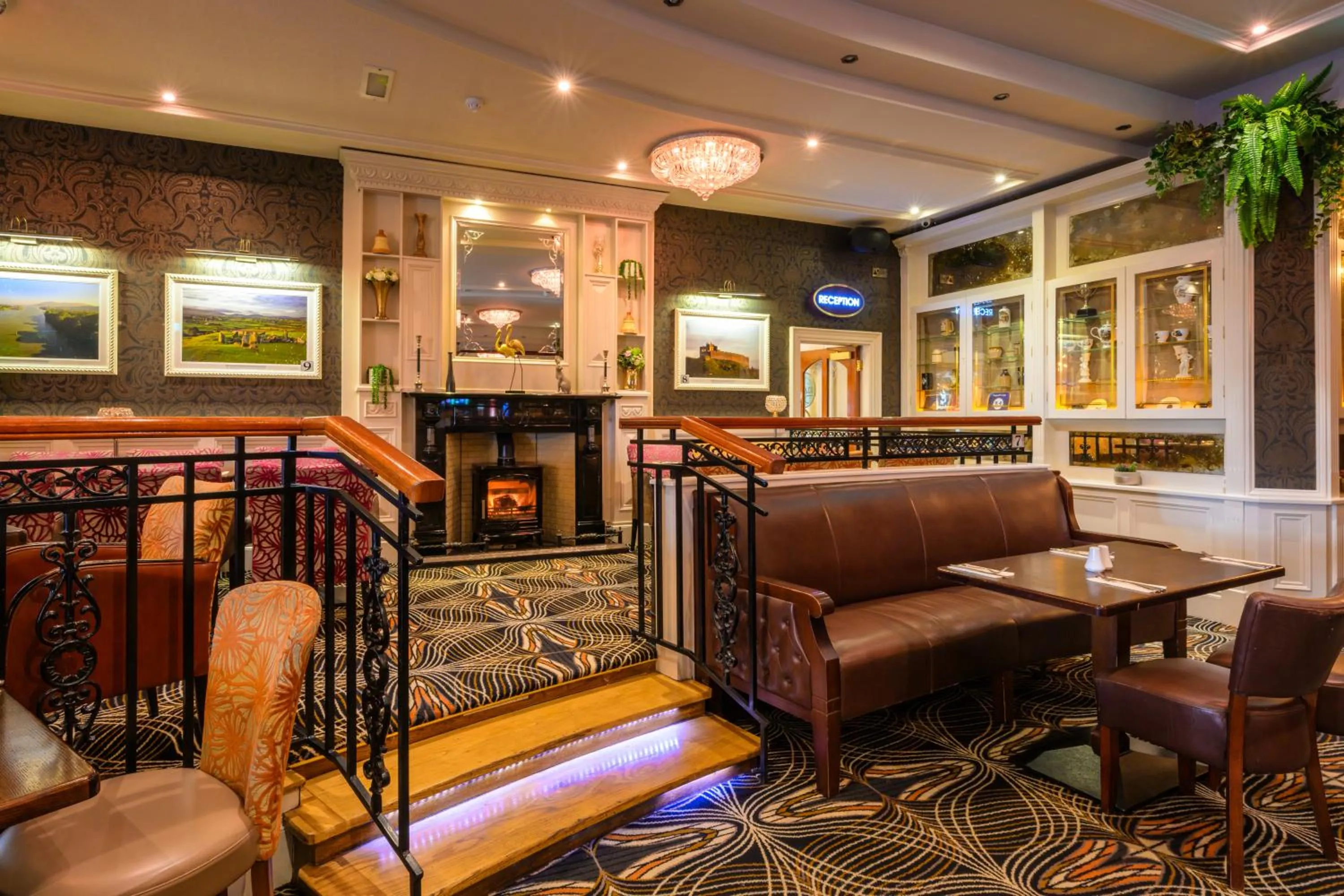 Restaurant/places to eat in Flagstaff Lodge