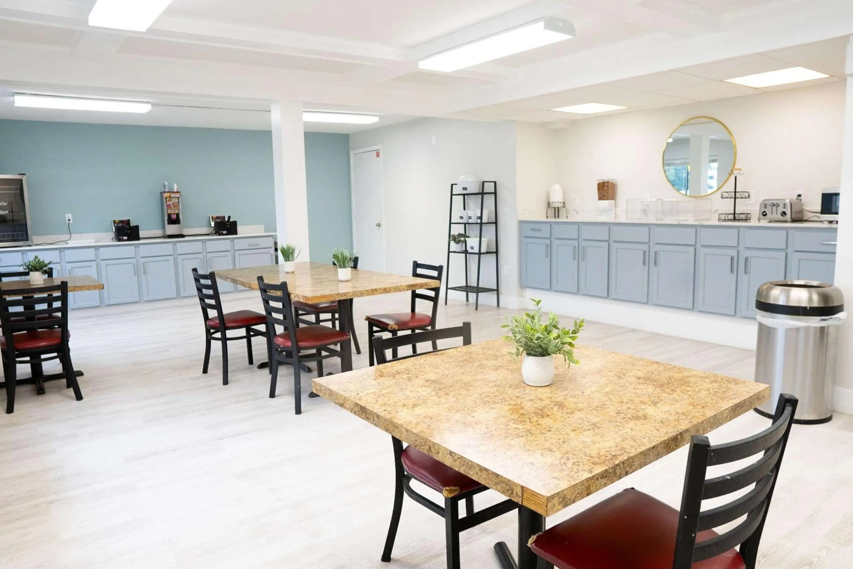 Breakfast in Terrace Garden Inn