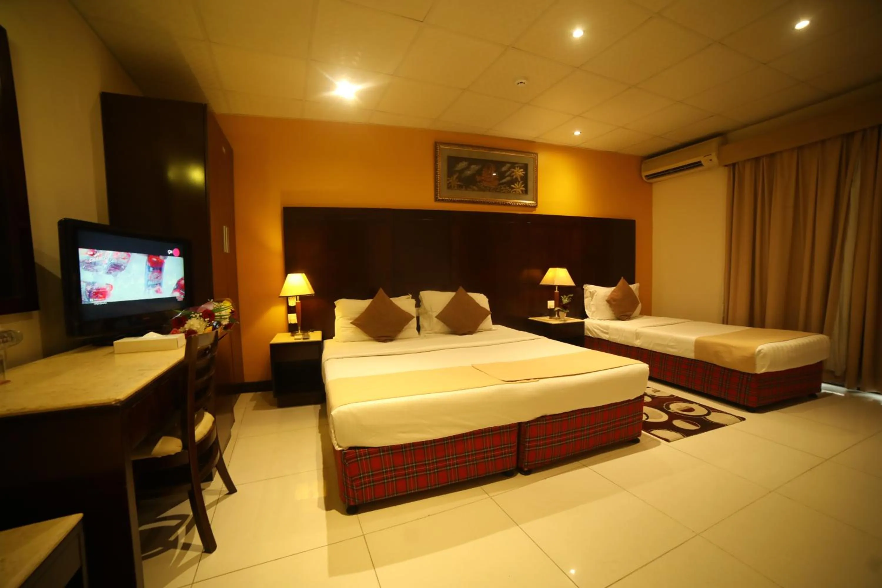 Bed in Hyde Park Hotel