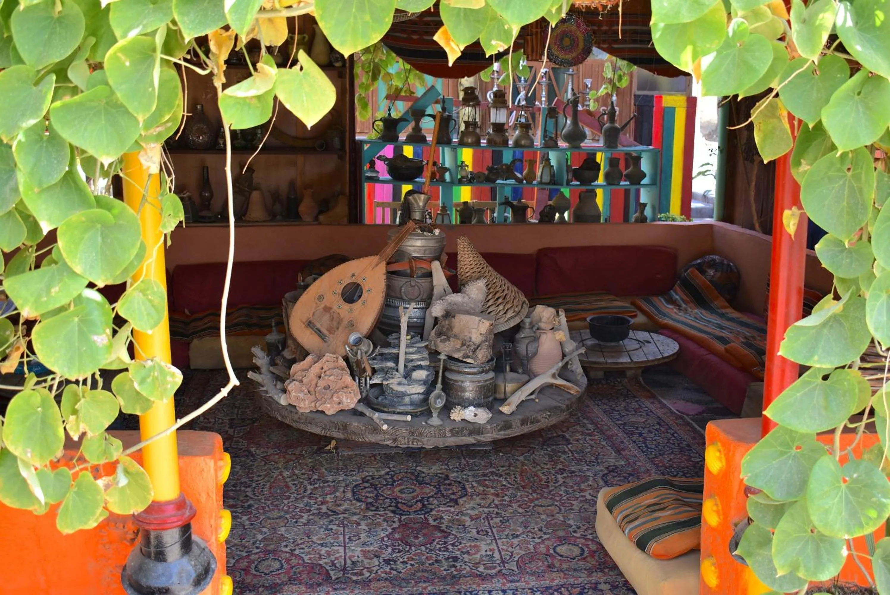 Communal lounge/ TV room in Bedouin Garden Village, hotel Dive