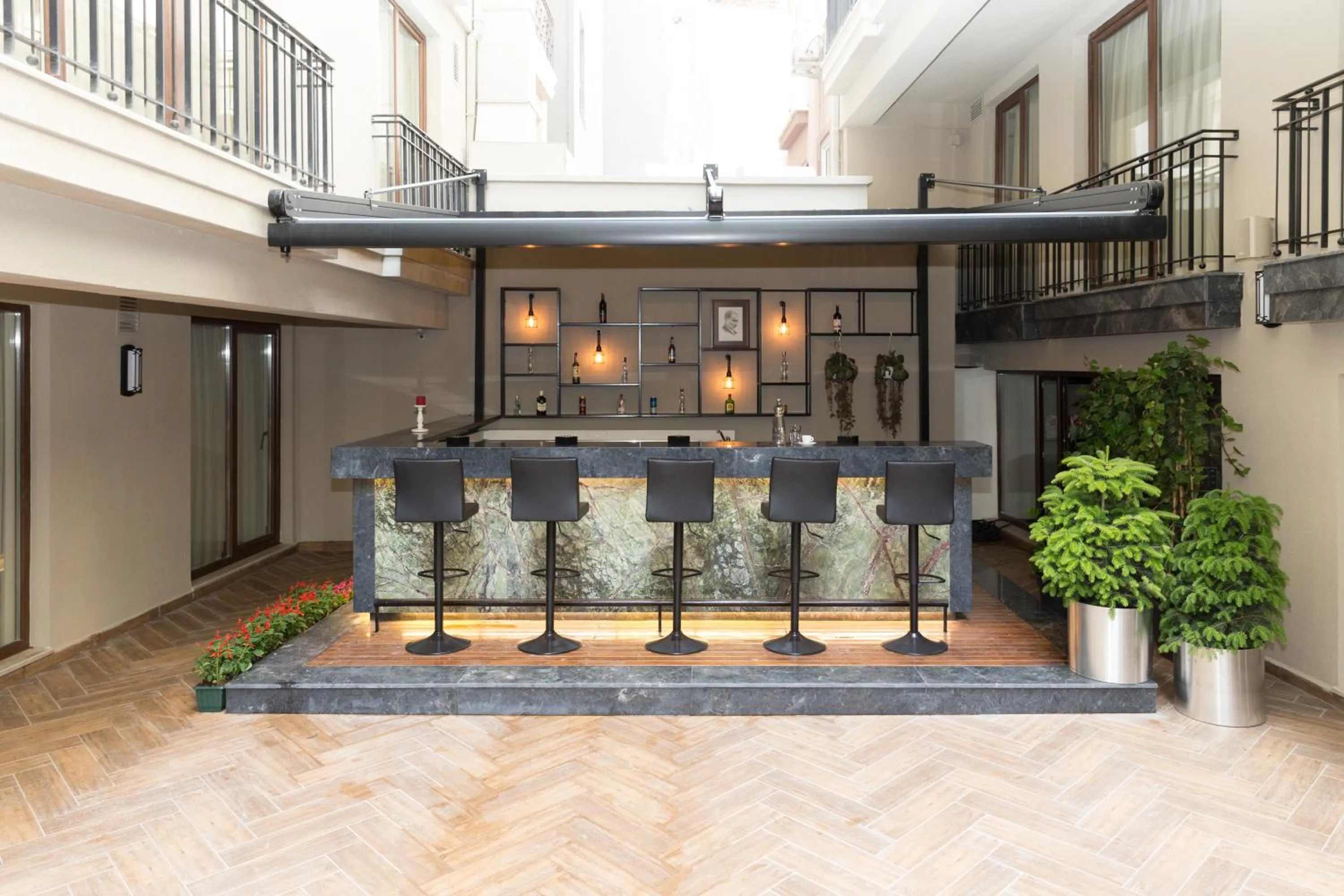 Lounge or bar in Keten Suites Taksim