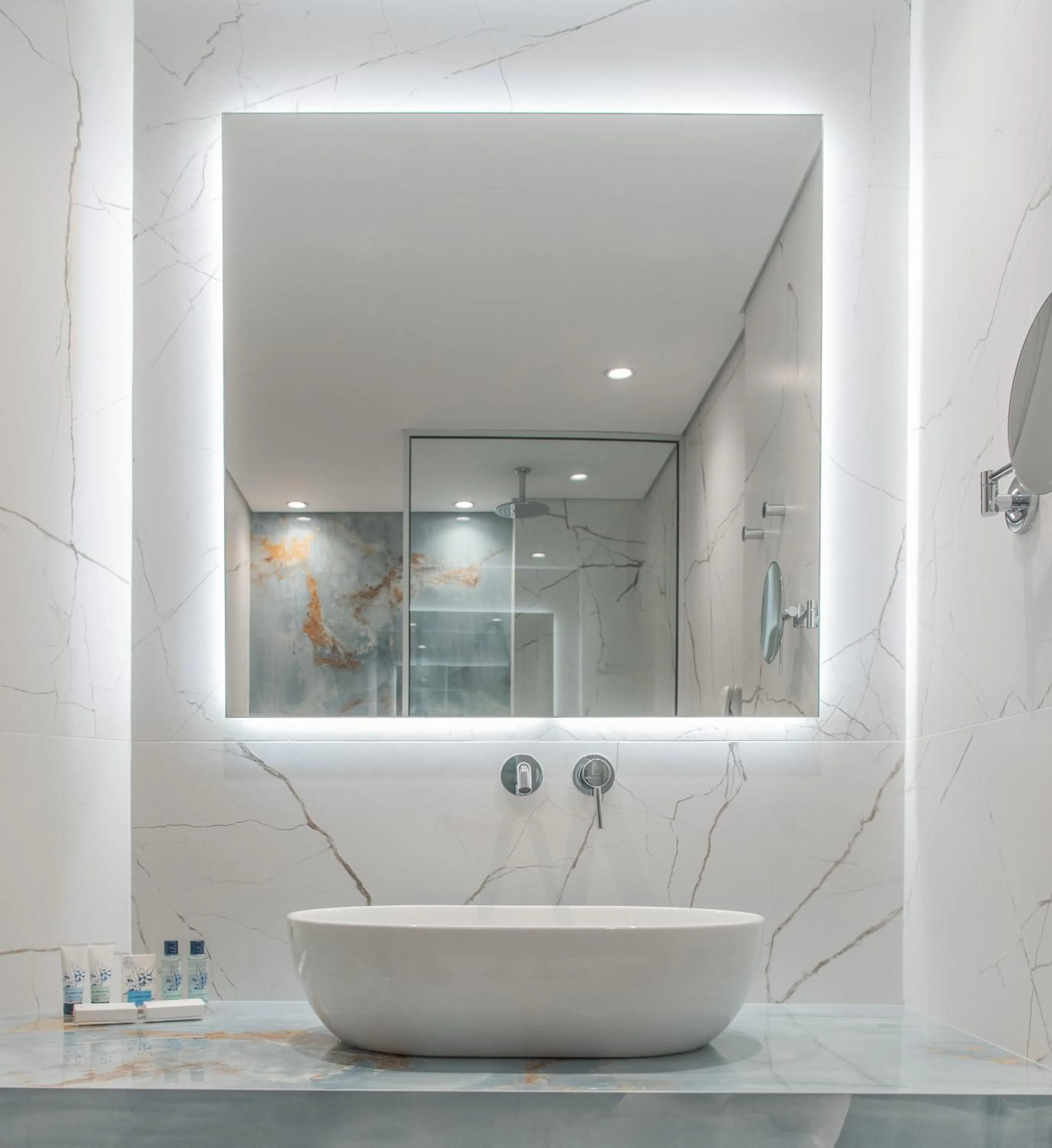 Shower in Thalassa Beach Resort & Spa (Adults Only)