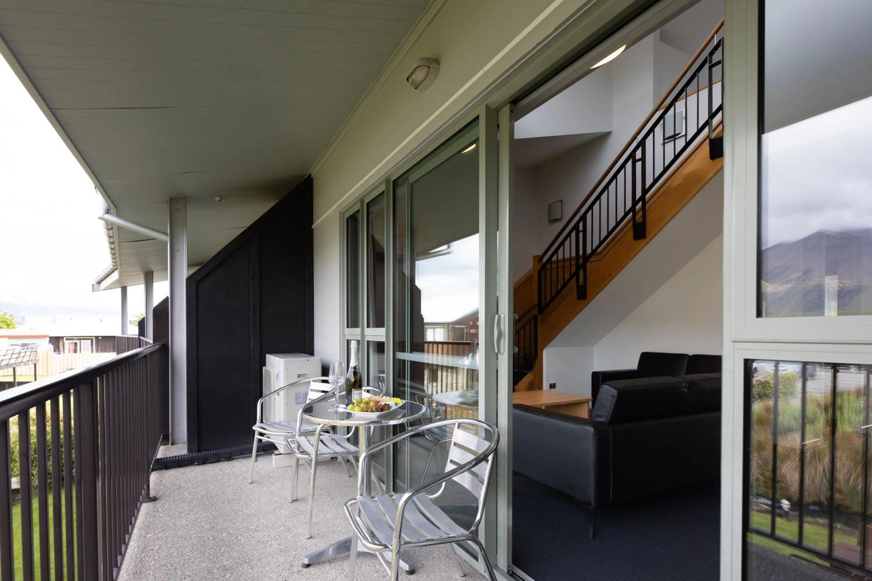 Balcony/Terrace in Clearbrook Motel & Serviced Apartments
