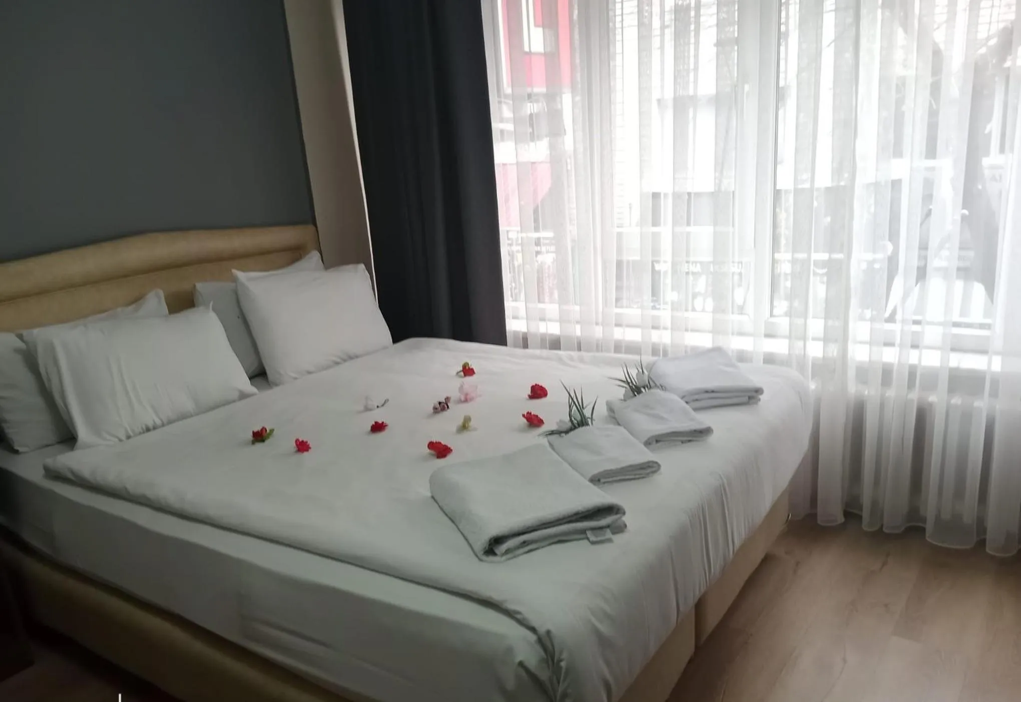 Bed in Hotel Cesmeli