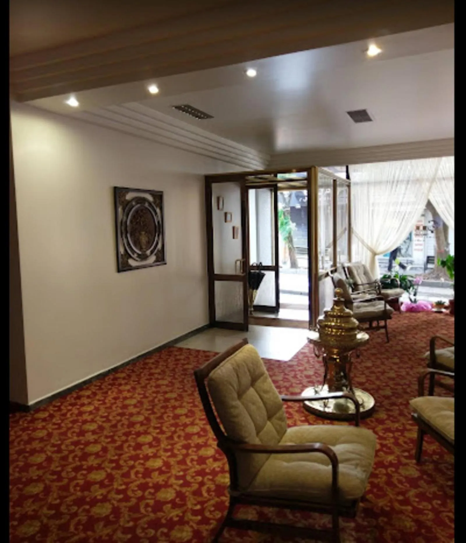 Facade/entrance in Hotel Cesmeli