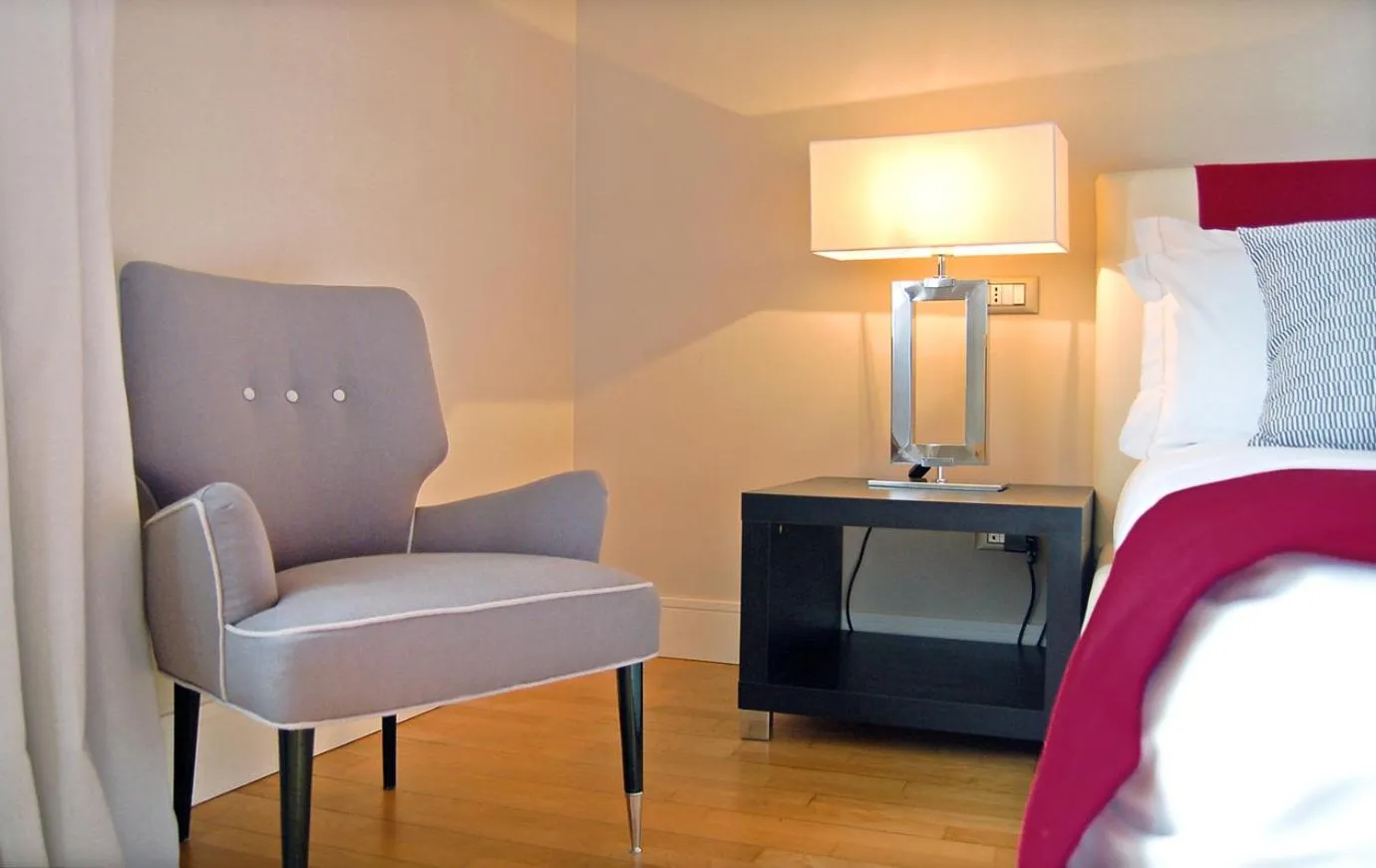 Photo of the whole room, Bed in Adamas Luxury Suite