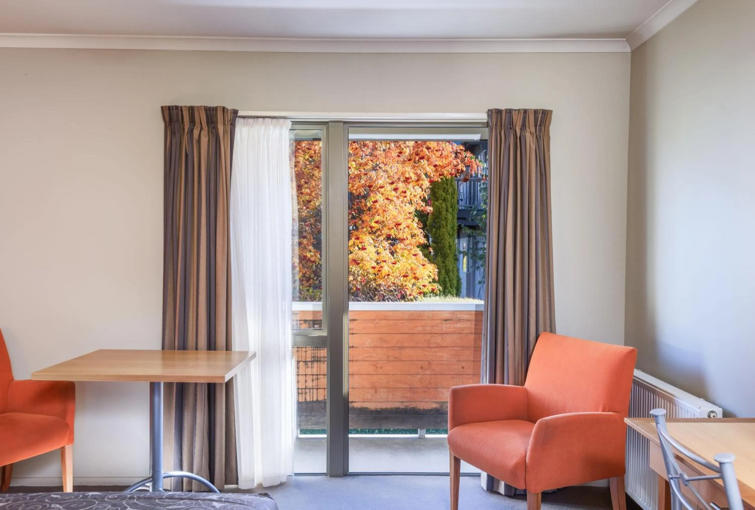 Seating area in Queenstown Motel Apartments