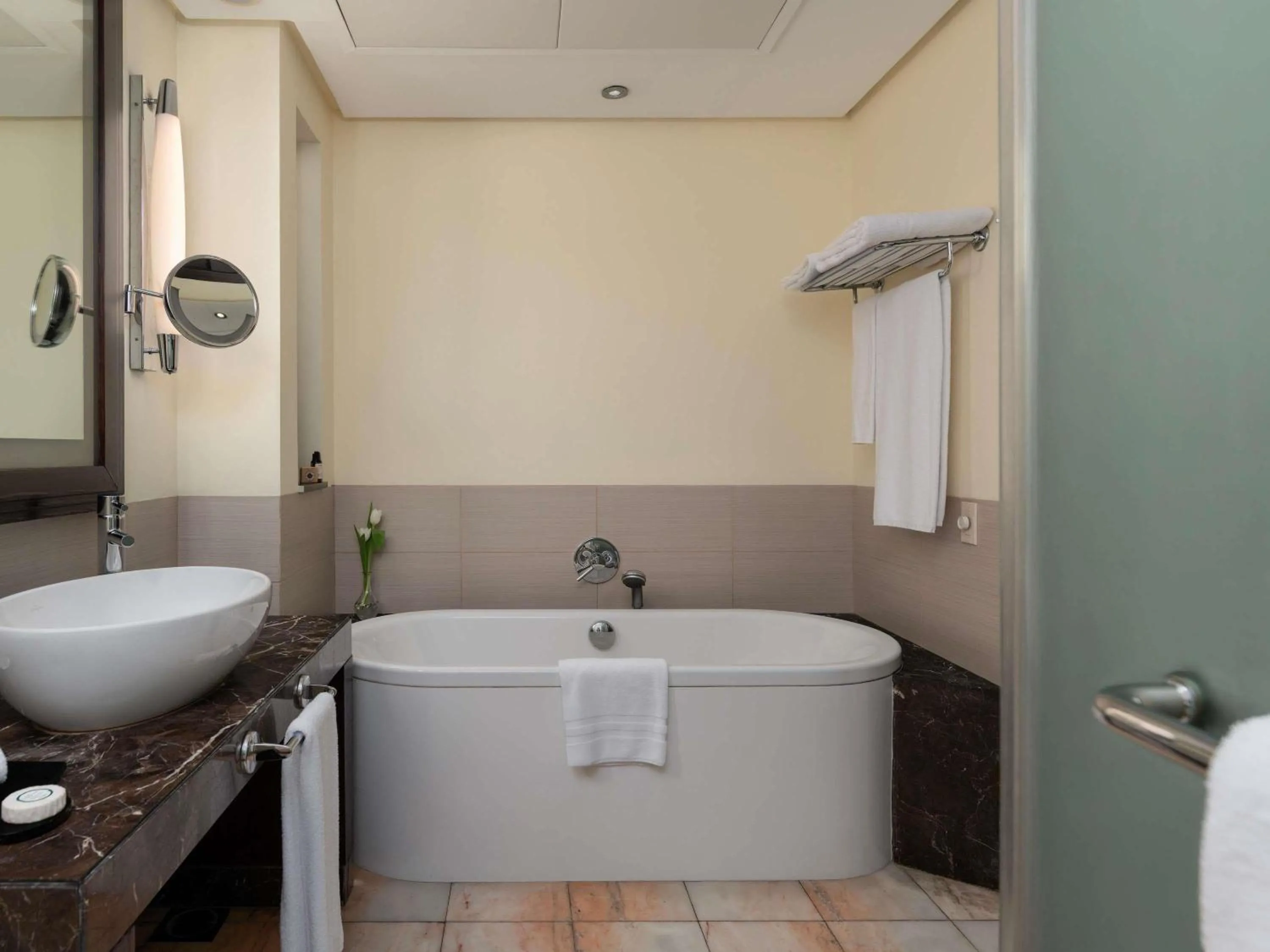 Bedroom in Sofitel Al Khobar The Corniche