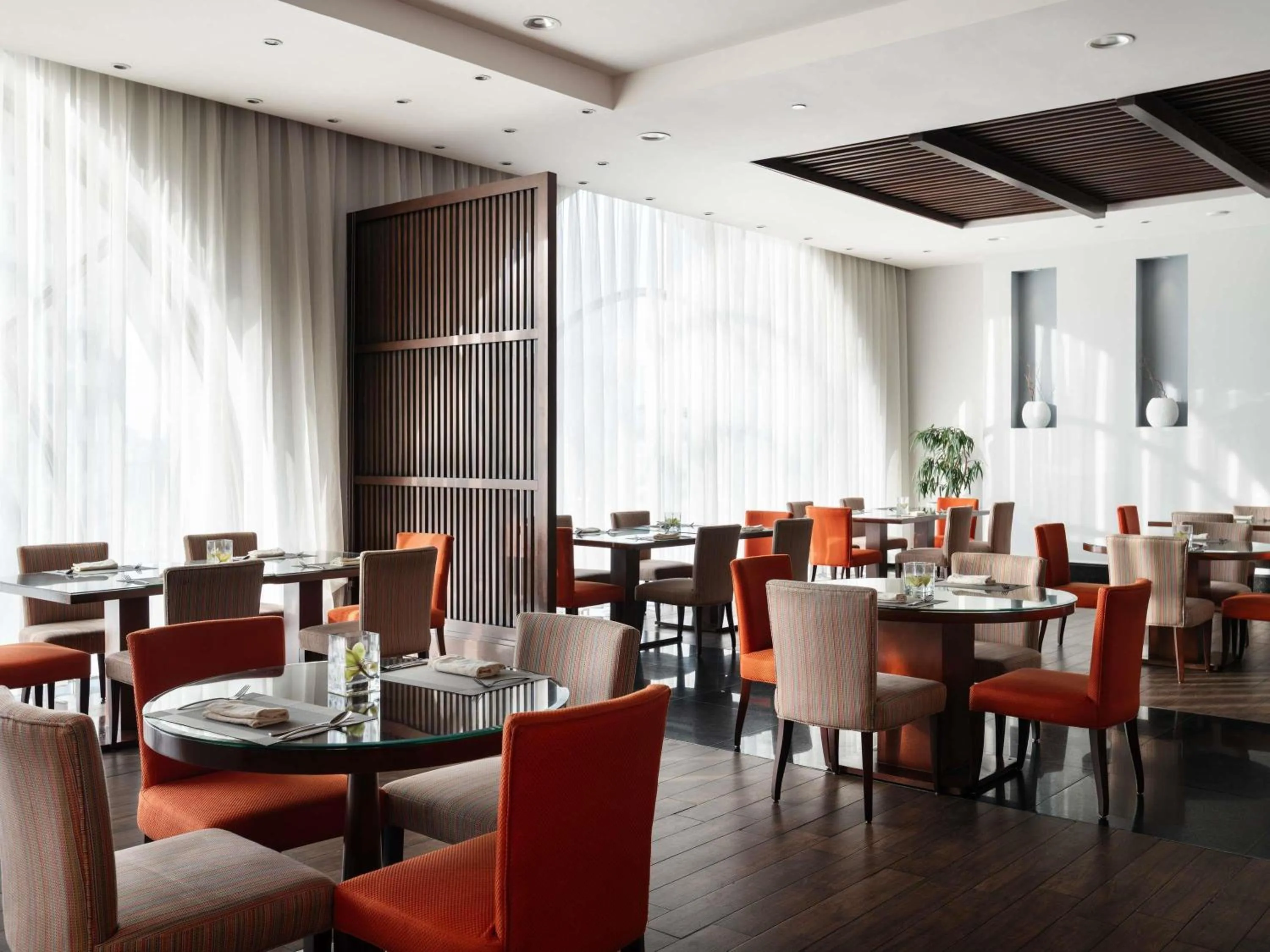 Restaurant/places to eat in Sofitel Al Khobar The Corniche
