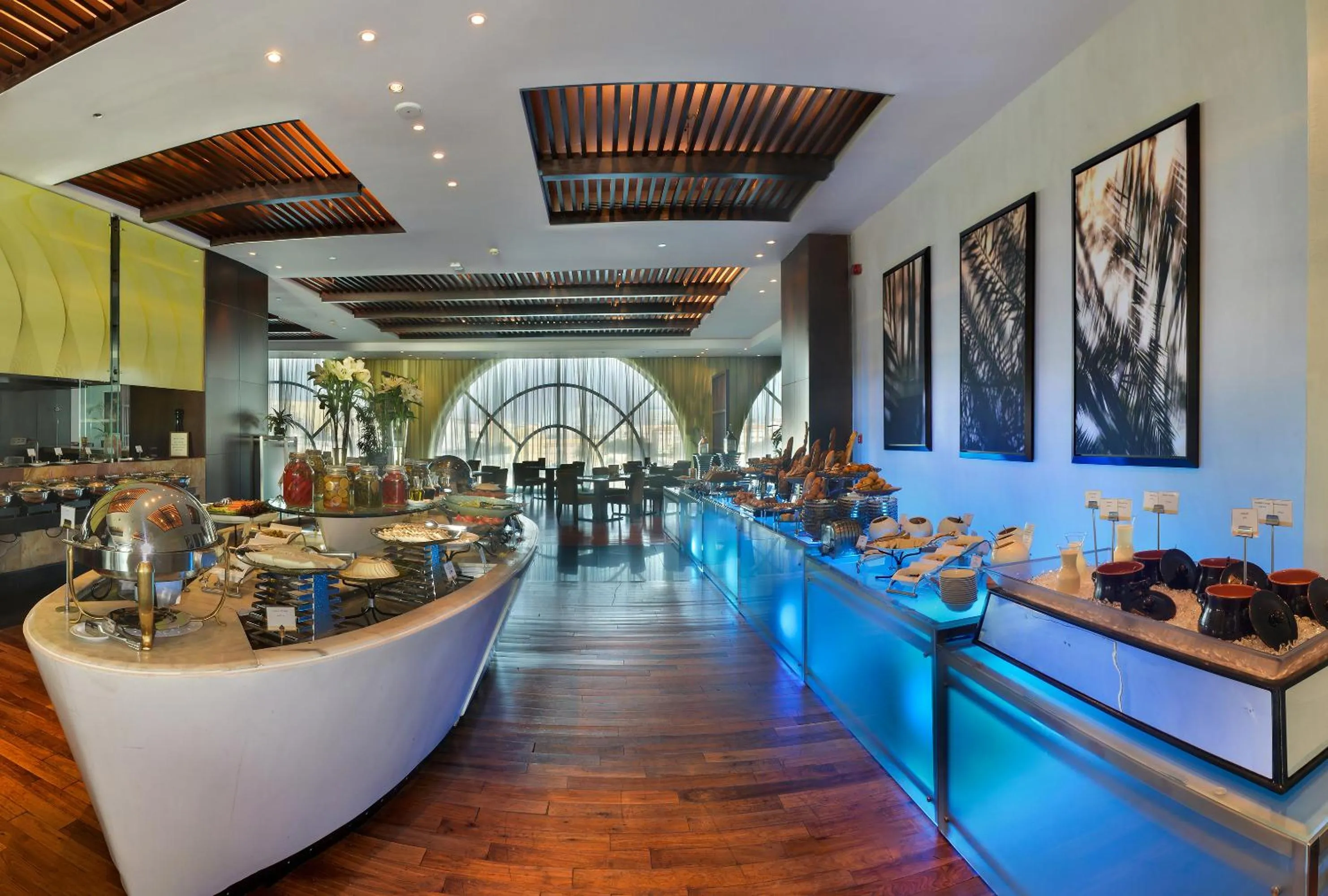 Restaurant/places to eat in Sofitel Al Khobar The Corniche