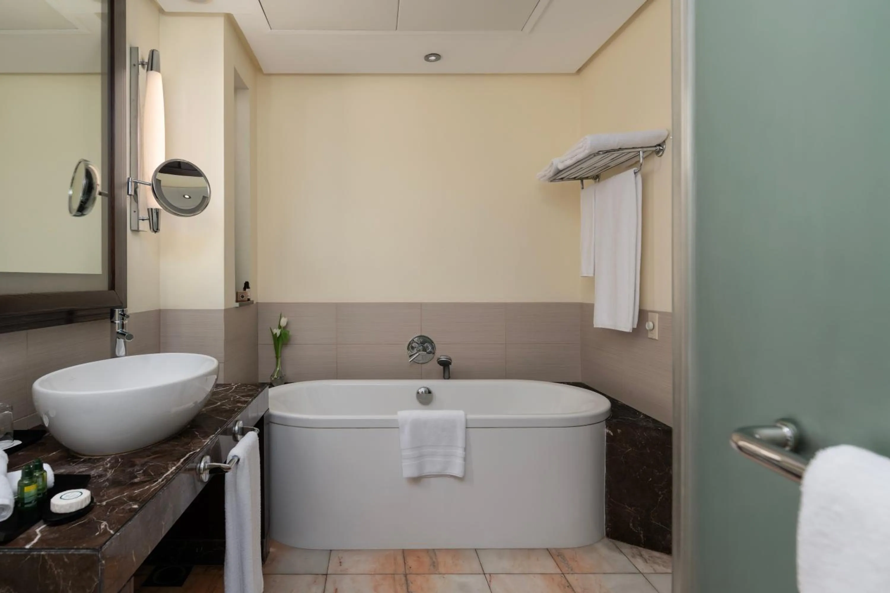 Bath in Sofitel Al Khobar The Corniche