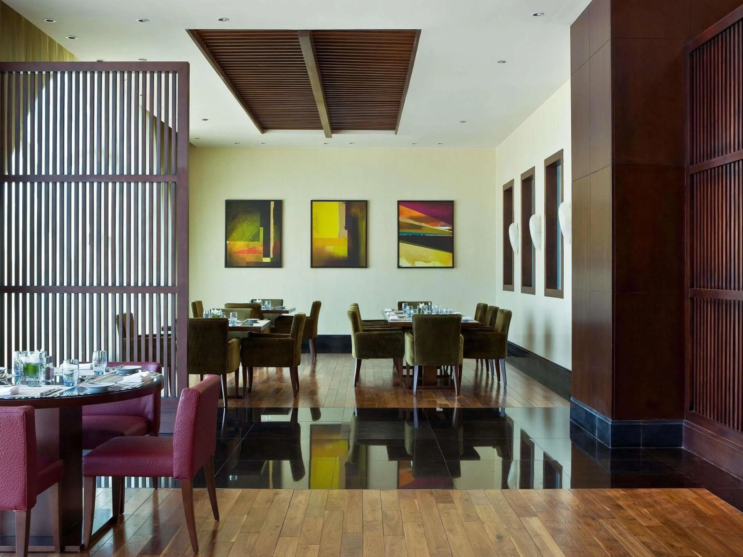 Restaurant/places to eat in Sofitel Al Khobar The Corniche