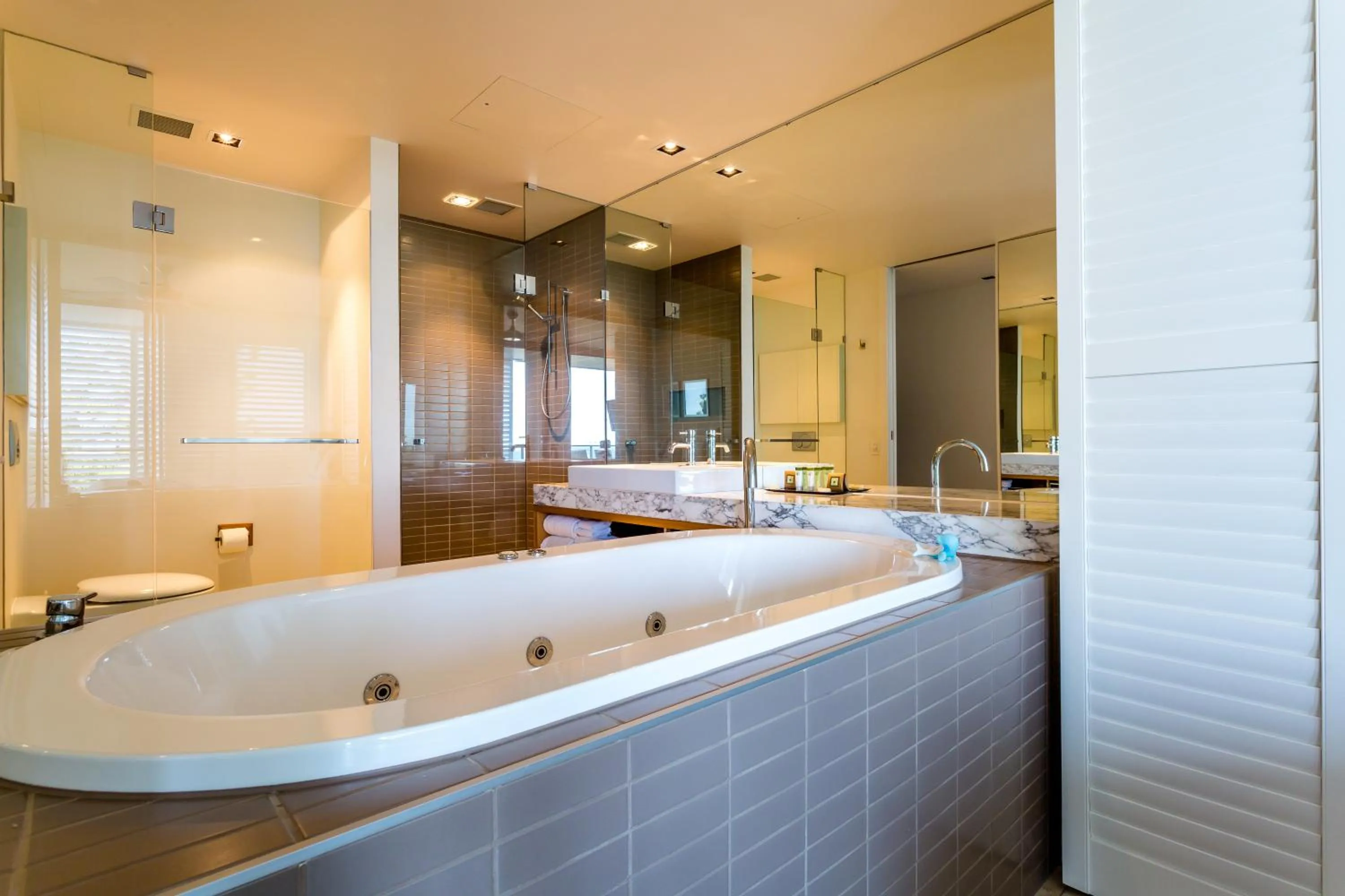 Shower in Plantation Resort At Rainbow