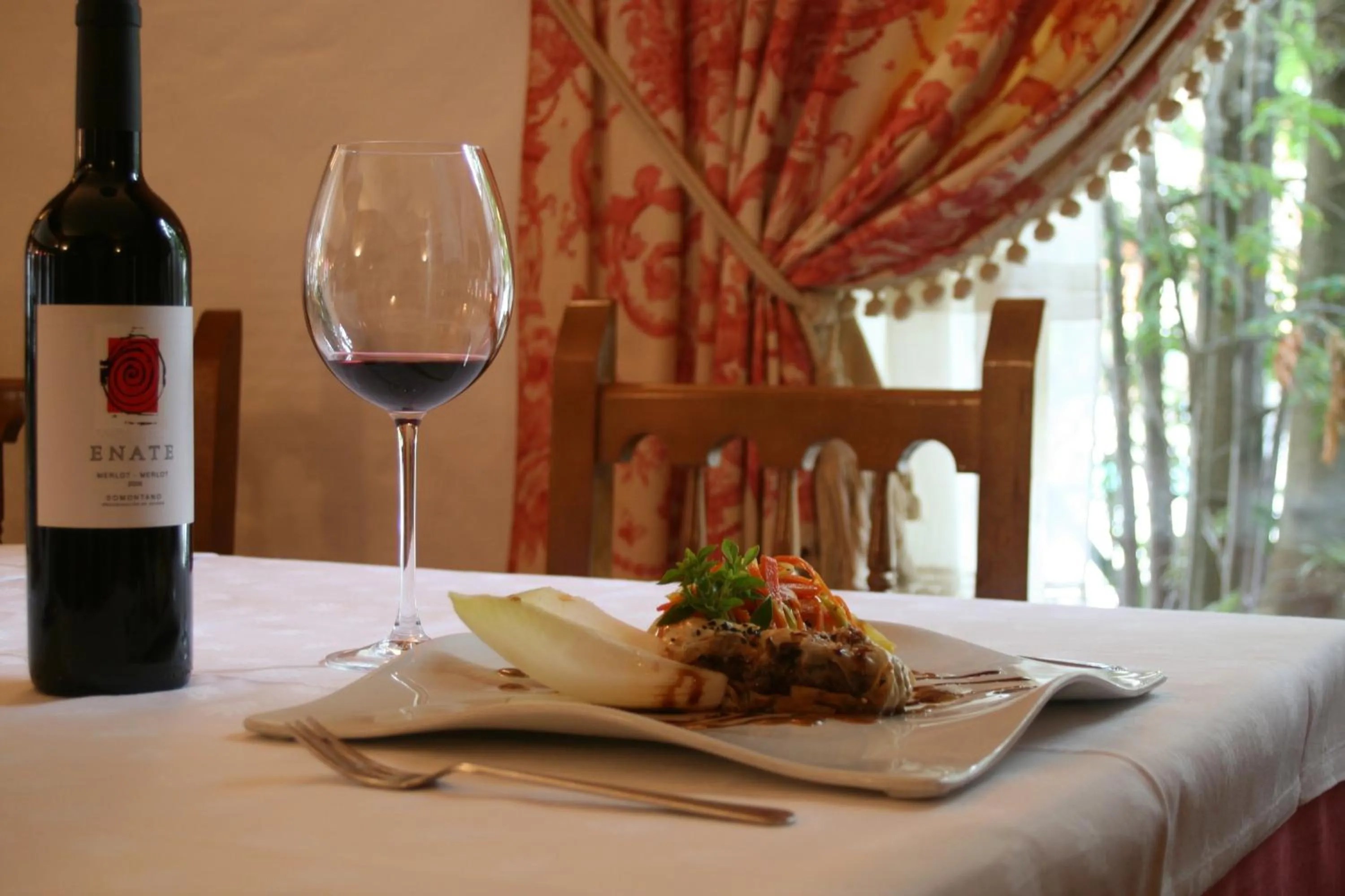 Restaurant/places to eat in Hotel Ciria