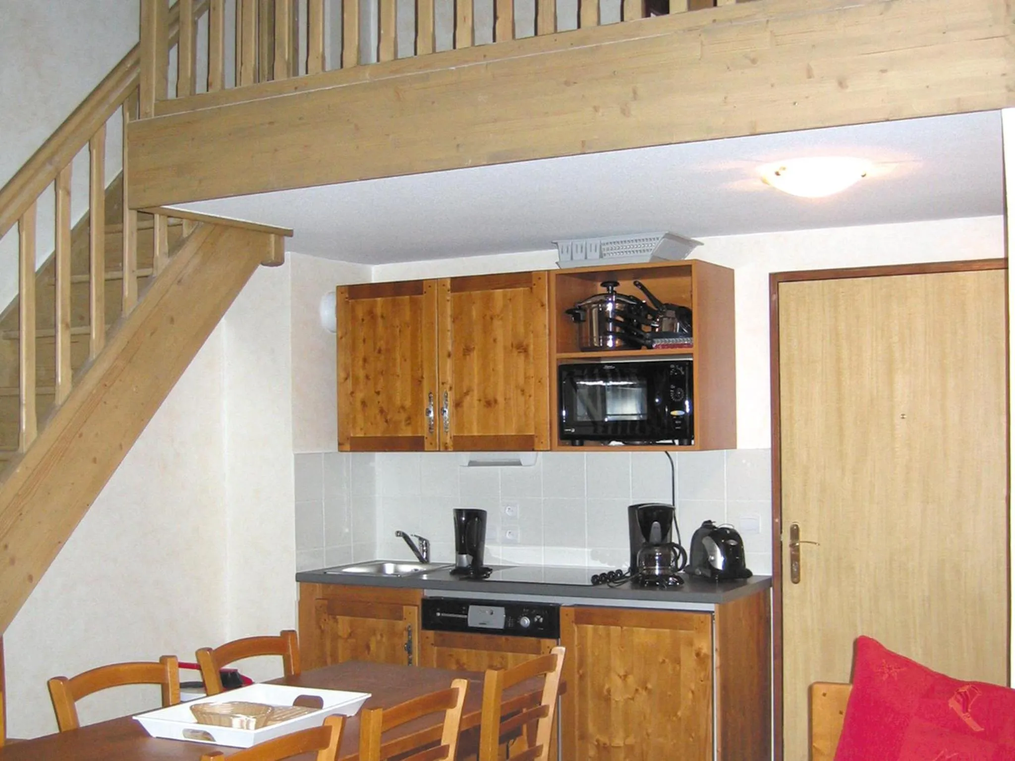 Kitchen or kitchenette in Lagrange Vacances Les Arolles