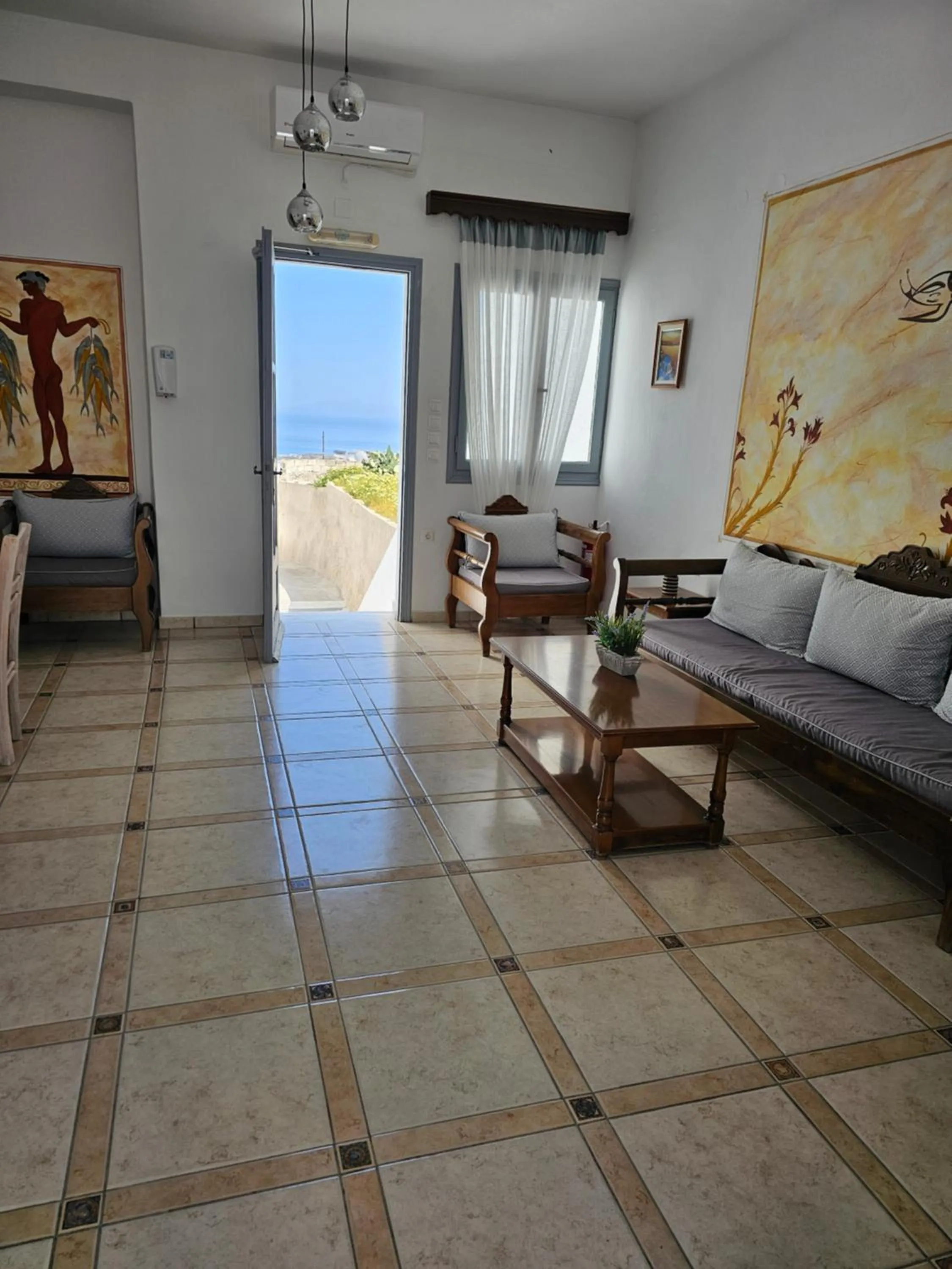 Property building in Hotel Leta