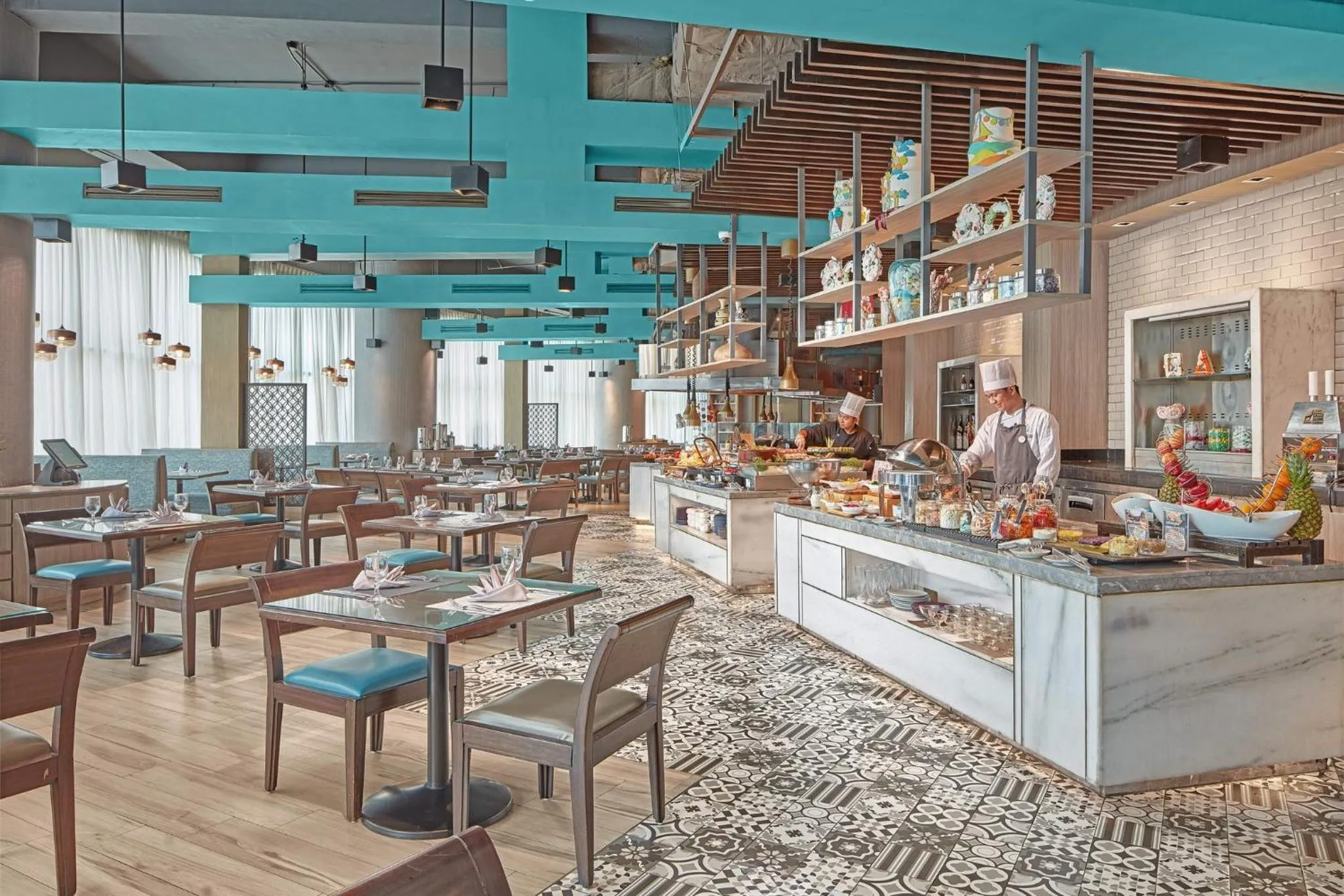 Restaurant/places to eat in Crowne Plaza Manila Galleria by IHG