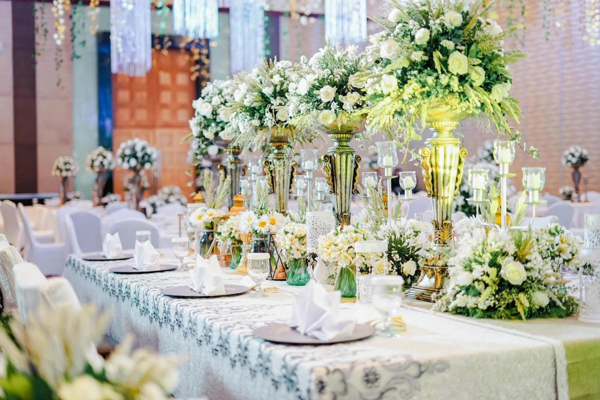 Meeting/conference room in Crowne Plaza Manila Galleria by IHG