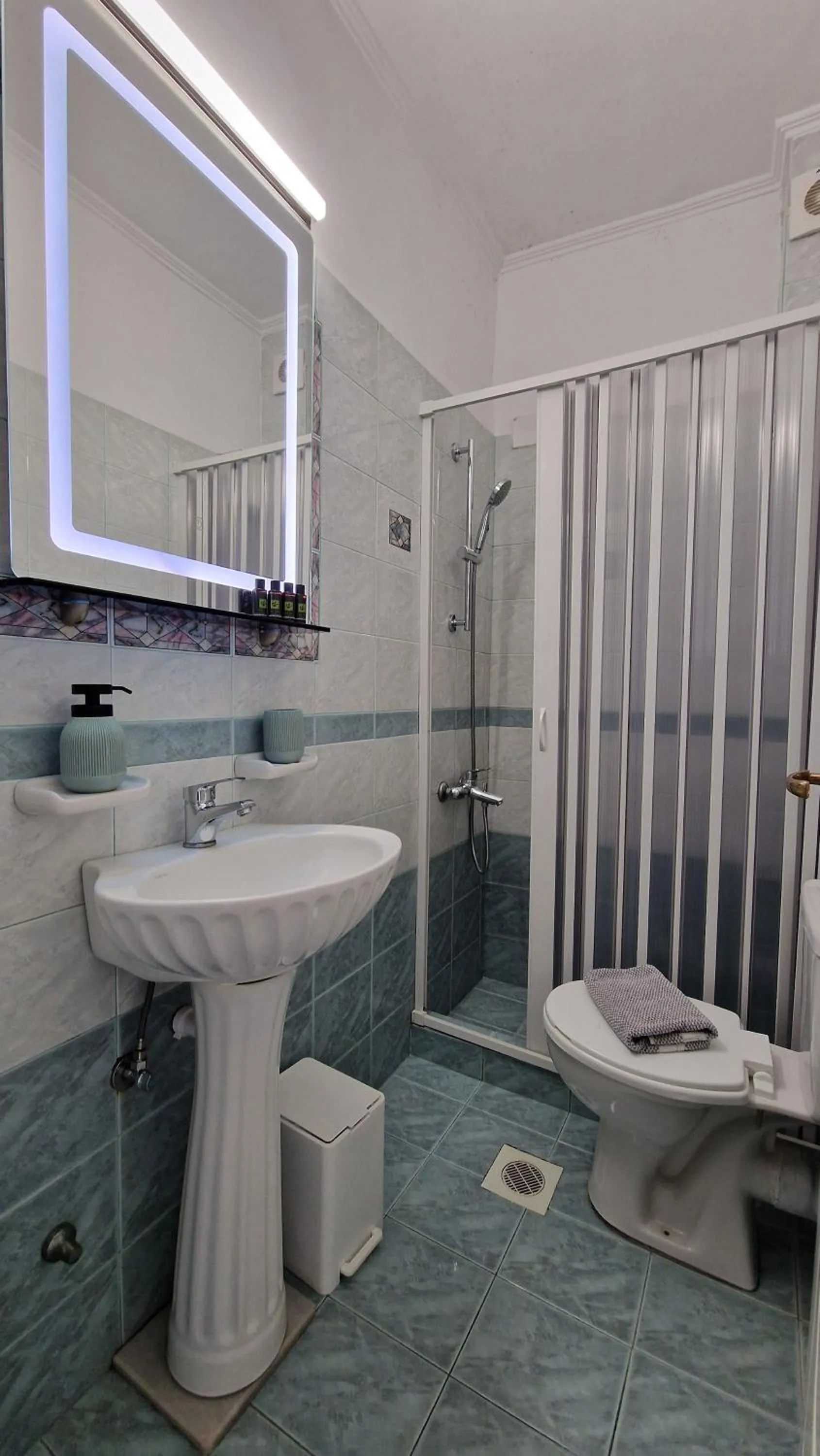 Shower in Hotel Dionysis Studios