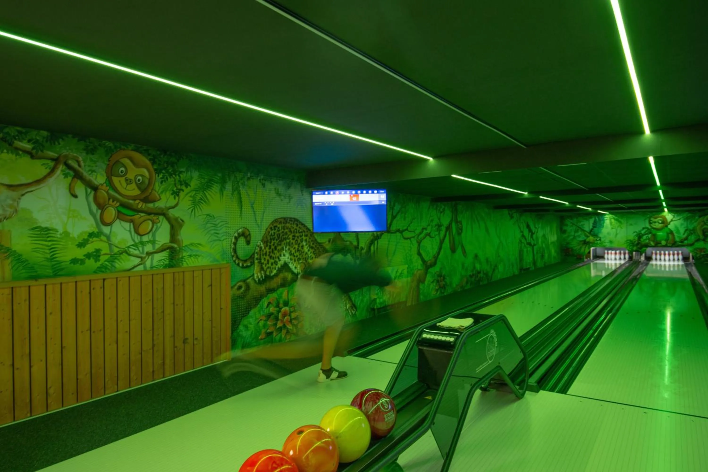Bowling in Panorama Berghotel Wettiner Höhe
