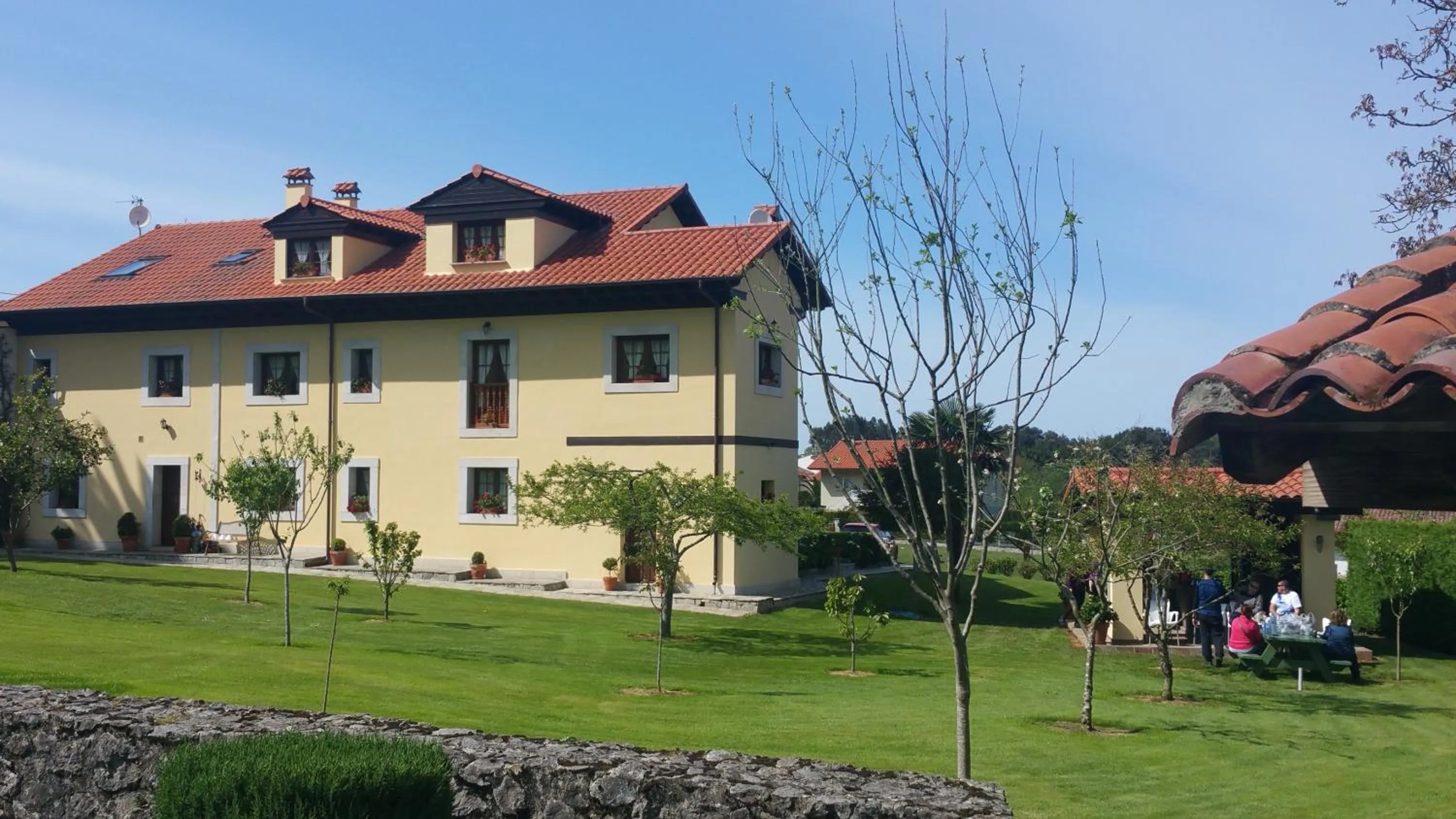 Property building in Casa de Aldea El Frade
