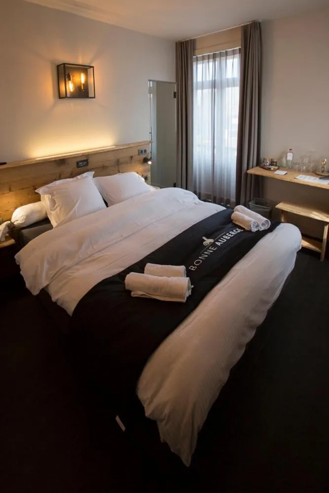 Bed in Hotel Bonne Auberge (Adults Only)