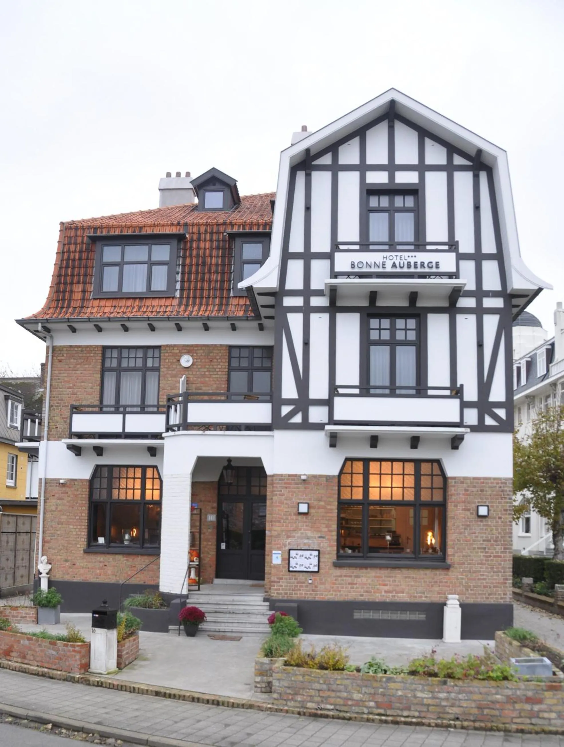 Hotel Bonne Auberge (Adults Only)