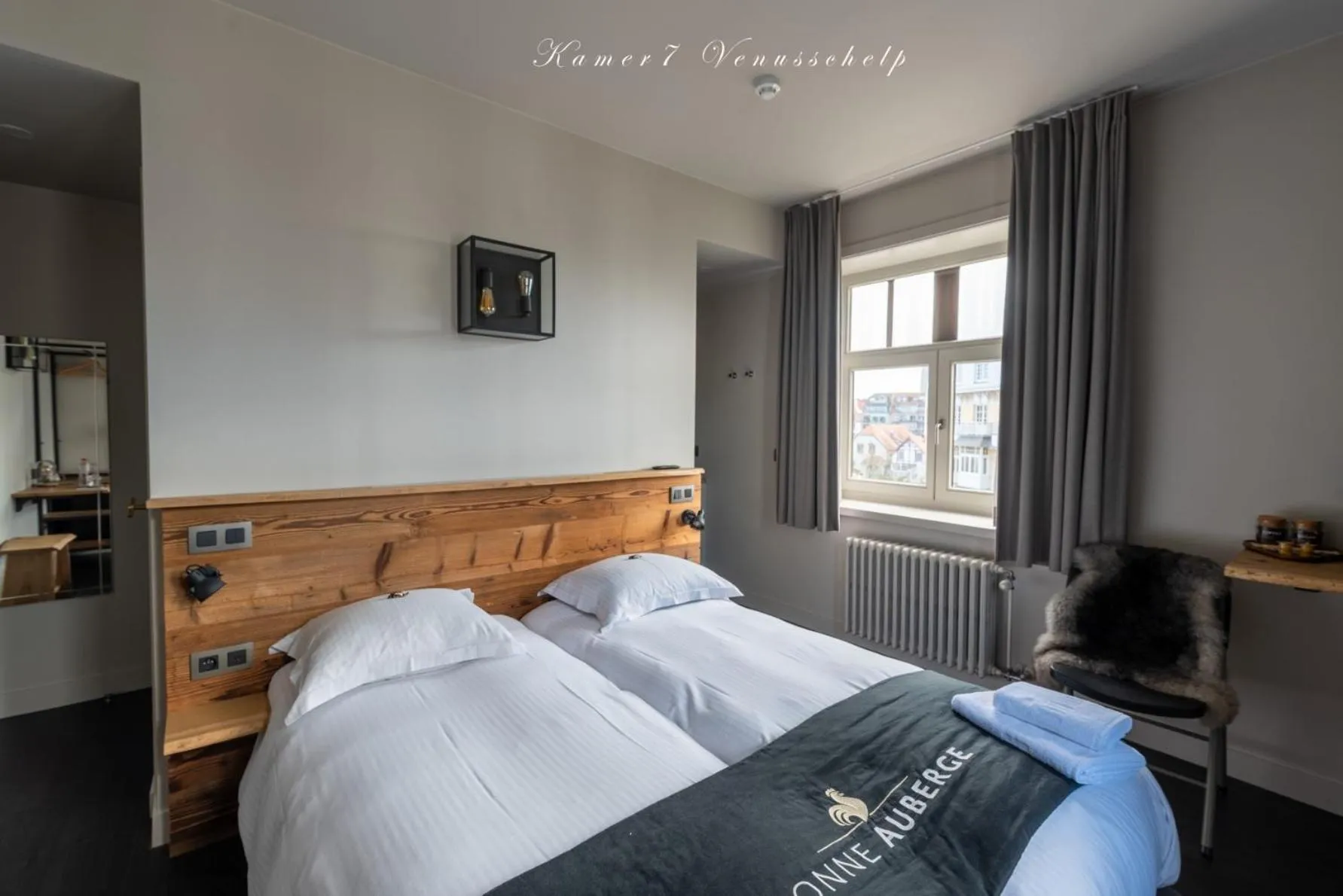 Bed in Hotel Bonne Auberge (Adults Only)