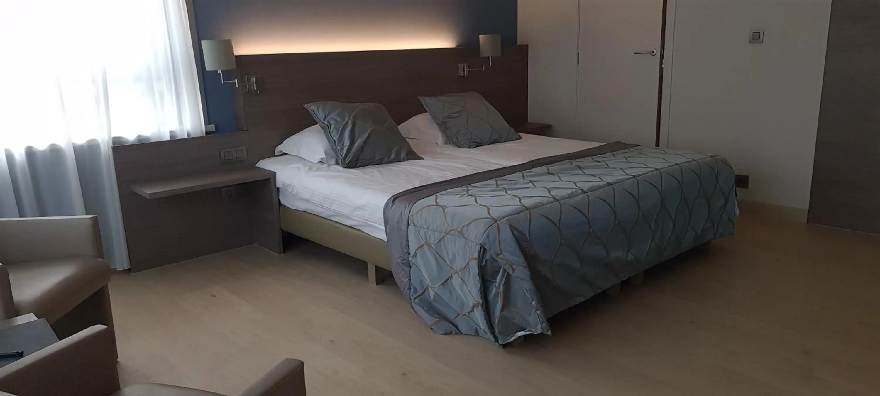 Photo of the whole room, Bed in Casino Hotel