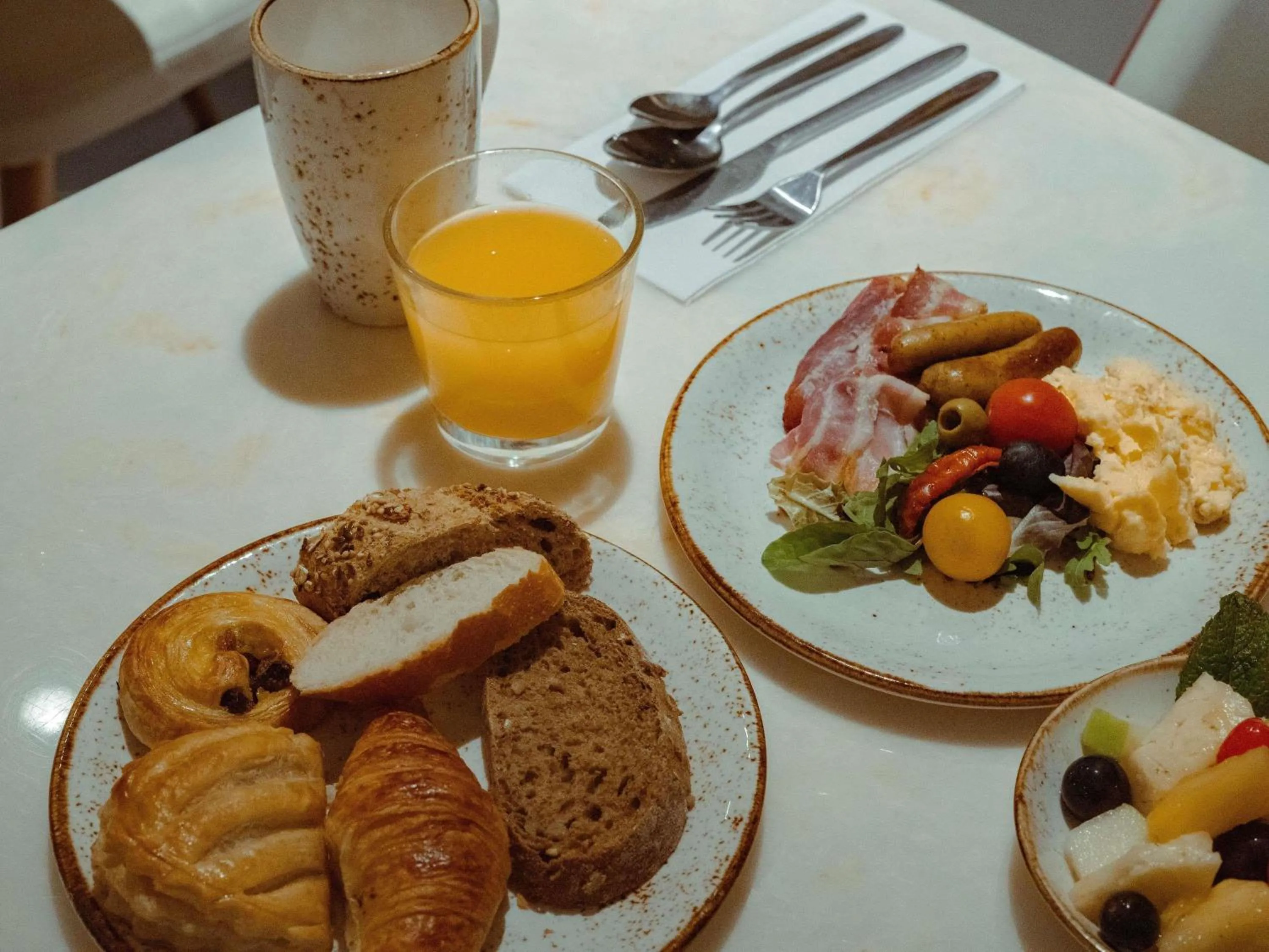 Breakfast in Maek Hotel Antwerp Central - Handwritten Collection by Accor