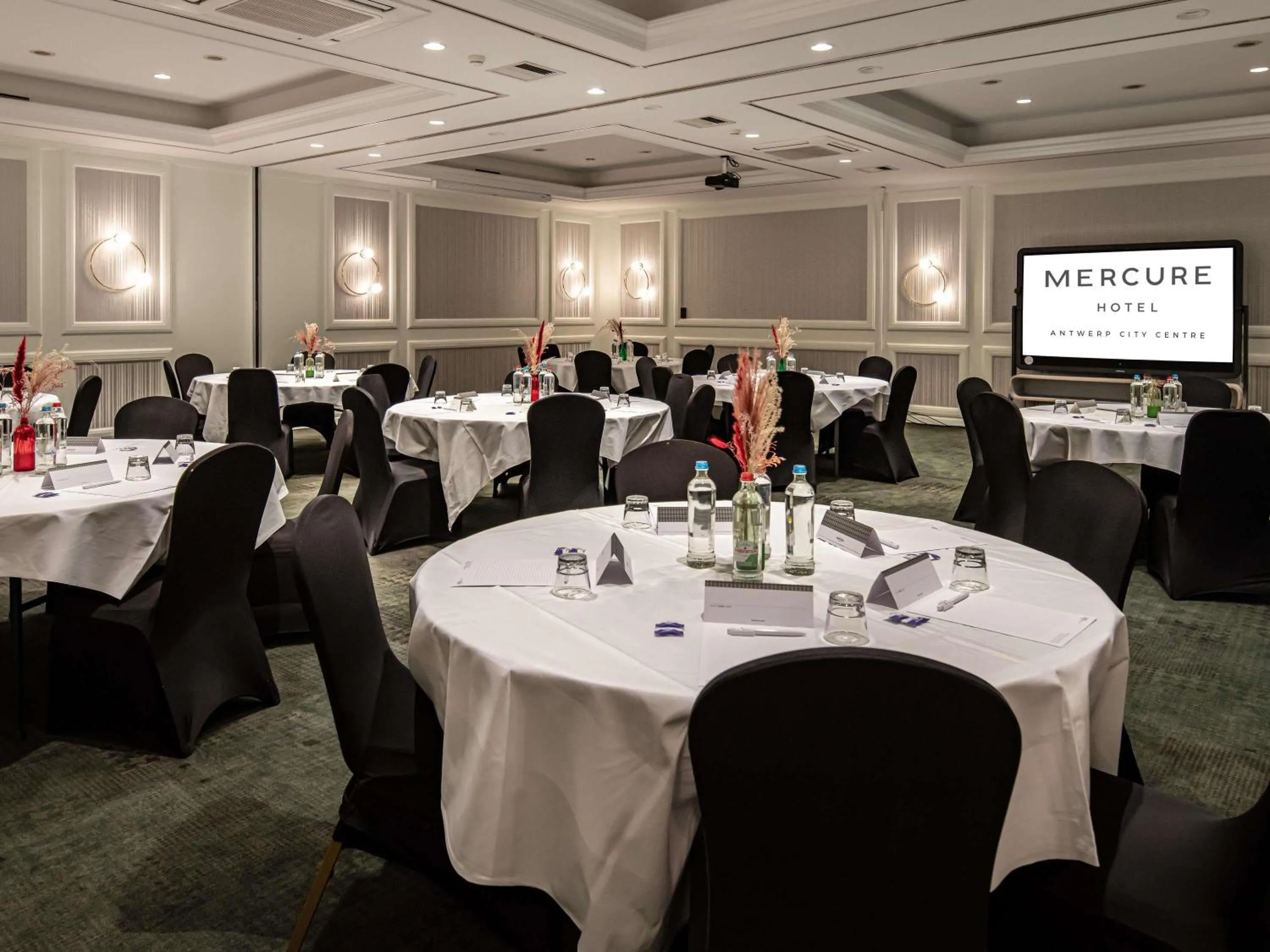 Meeting/conference room in Maek Hotel Antwerp Central - Handwritten Collection by Accor