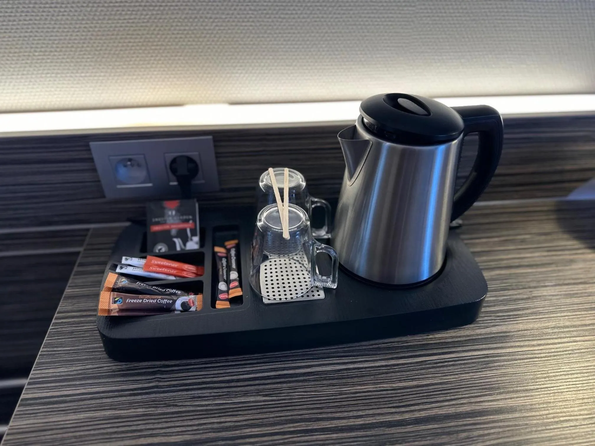 Coffee/tea facilities in Hotel-Restaurant Horizon Ath-Lessines