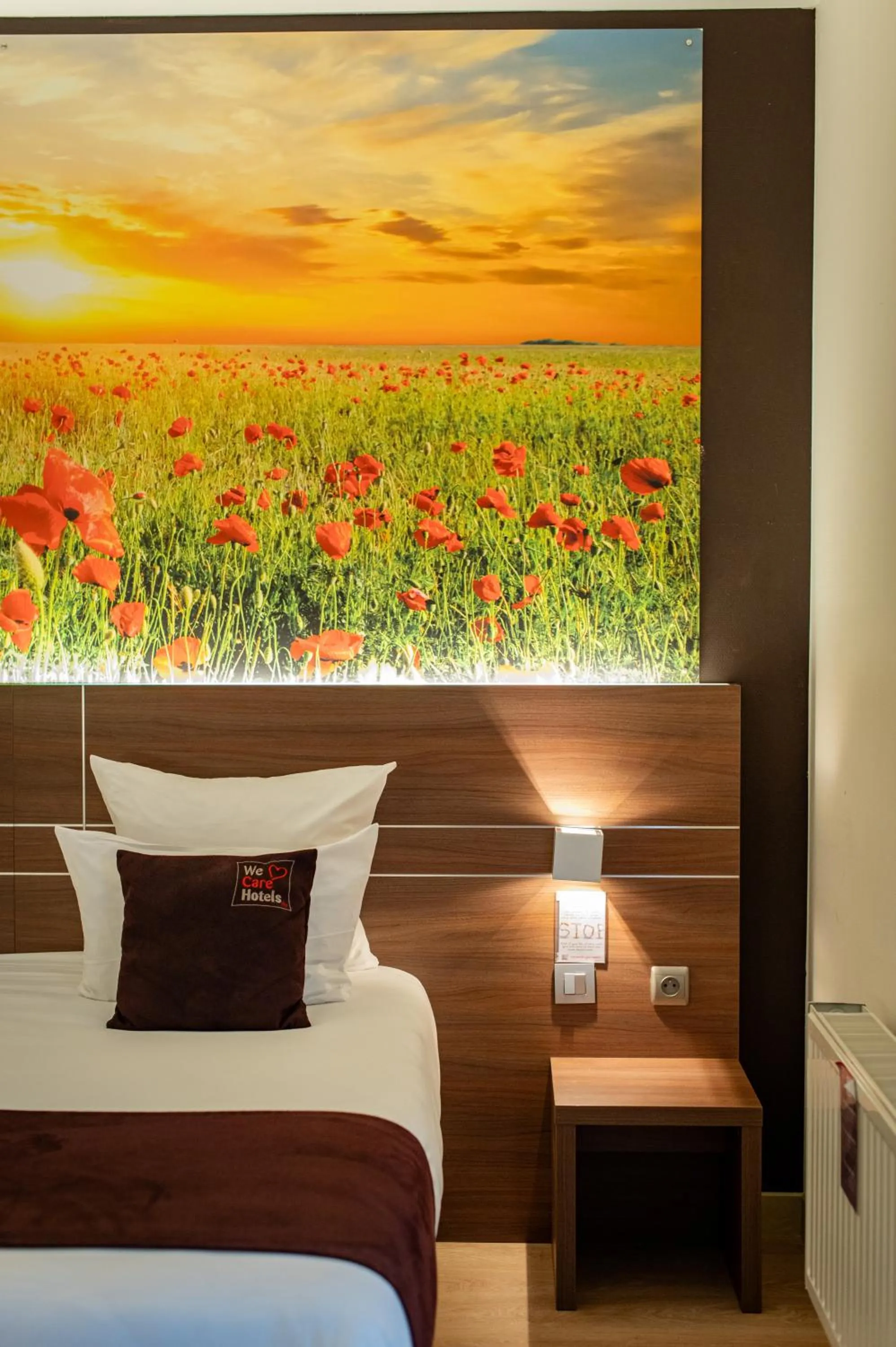 Bedroom, Bed in Hotel-Restaurant Horizon Ath-Lessines