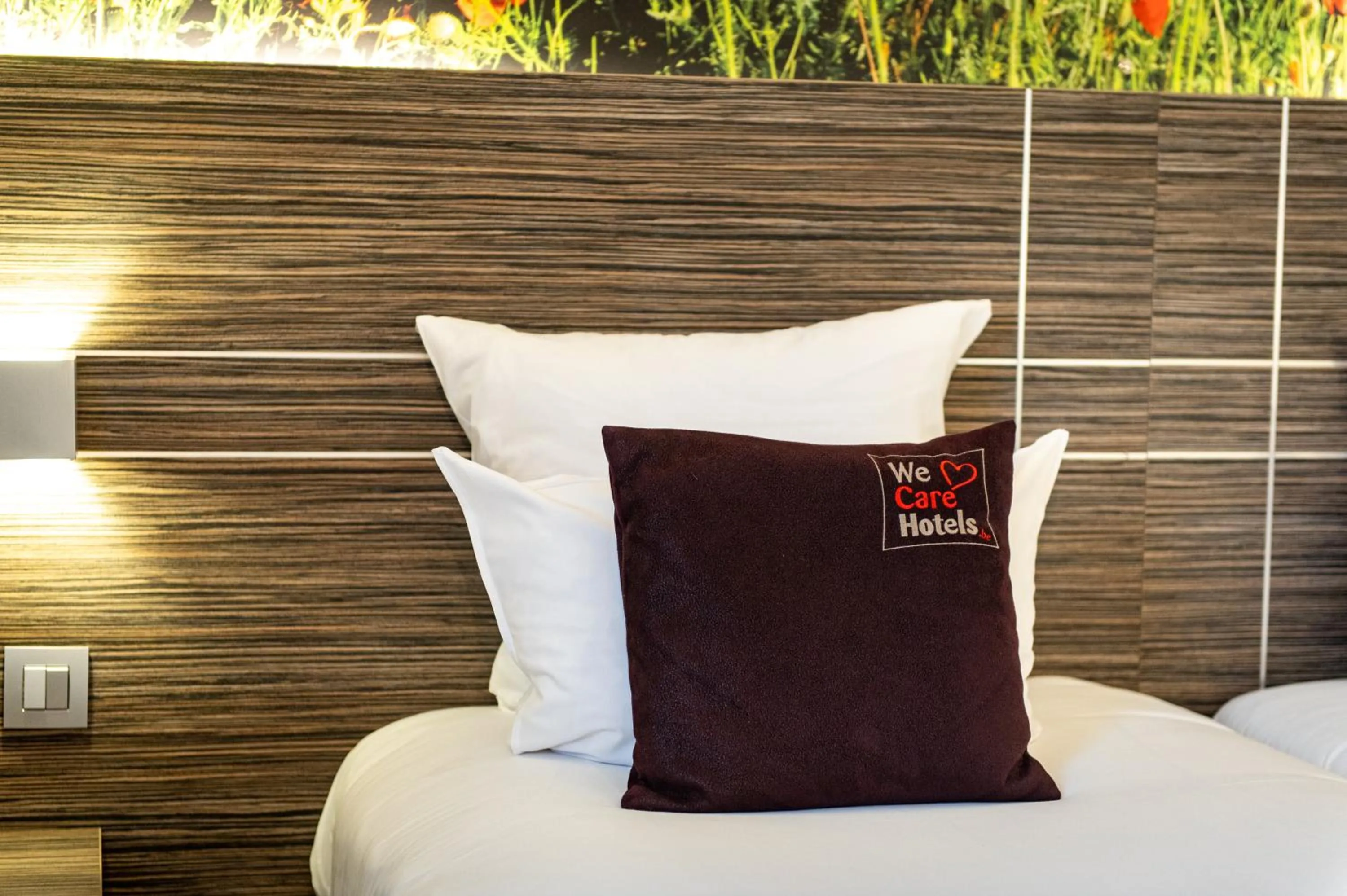 Bedroom, Bed in Hotel-Restaurant Horizon Ath-Lessines