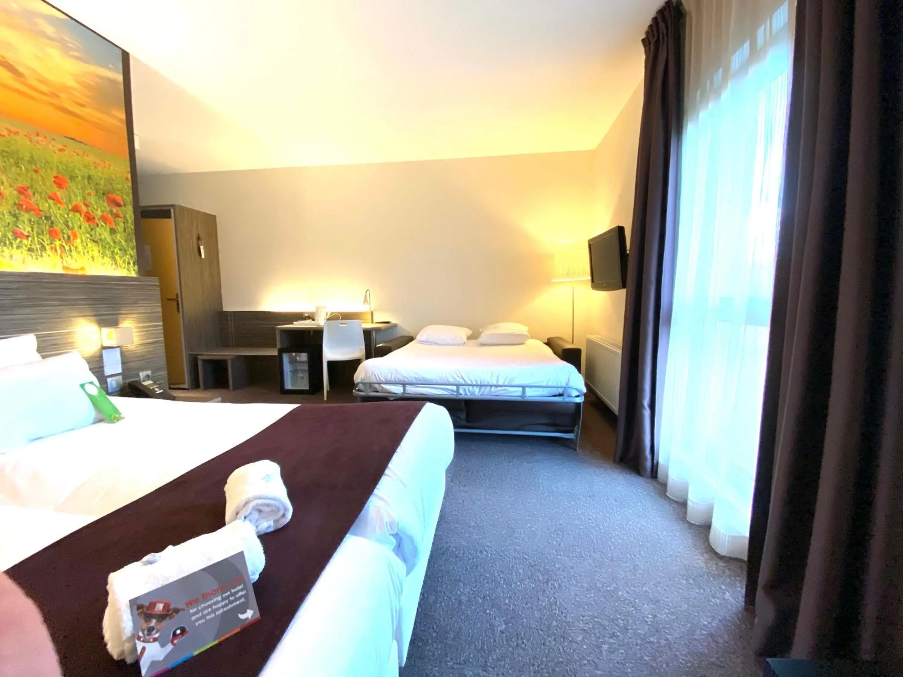 TV and multimedia, Bed in Hotel-Restaurant Horizon Ath-Lessines