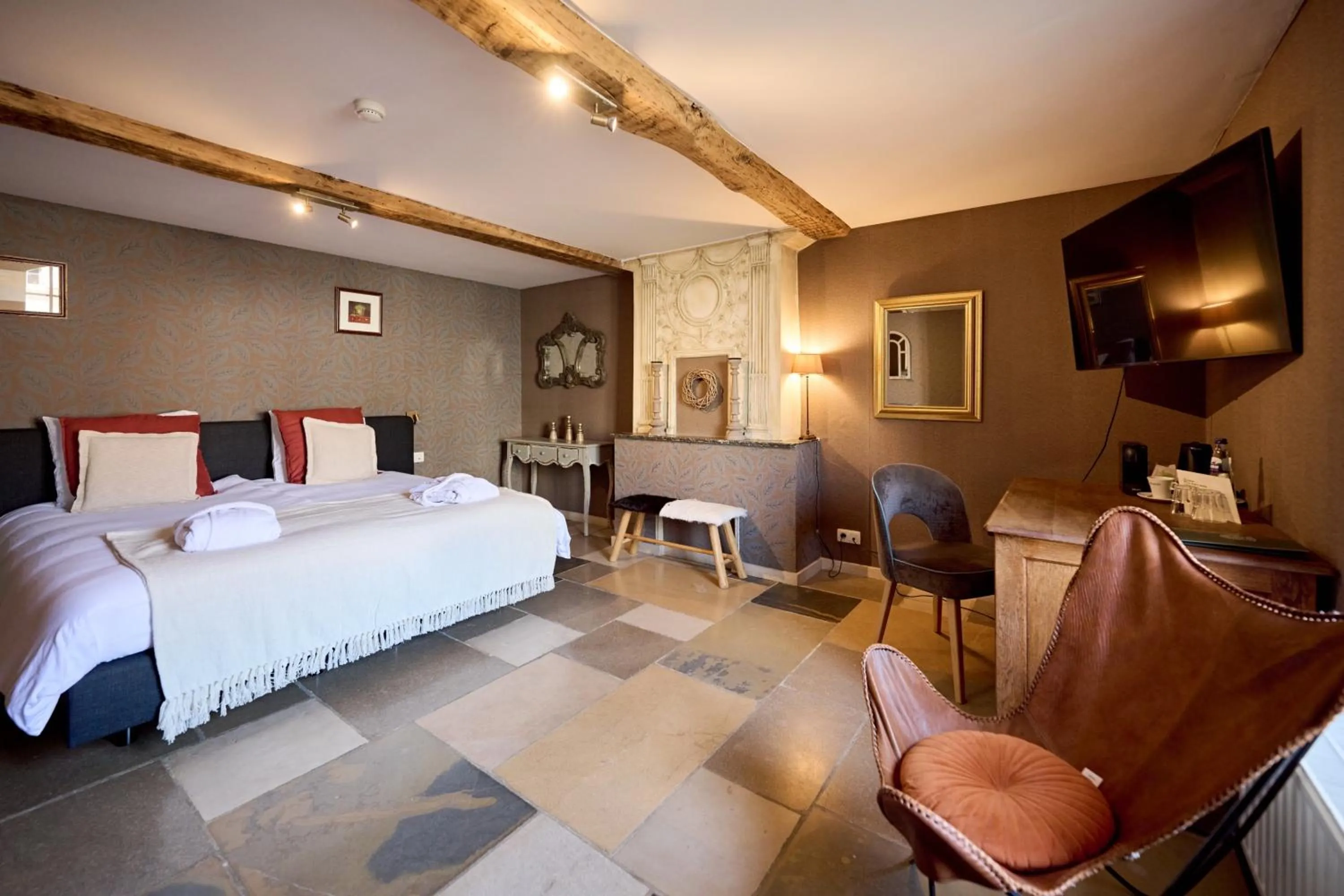 Bed in Hotel La Malle Poste