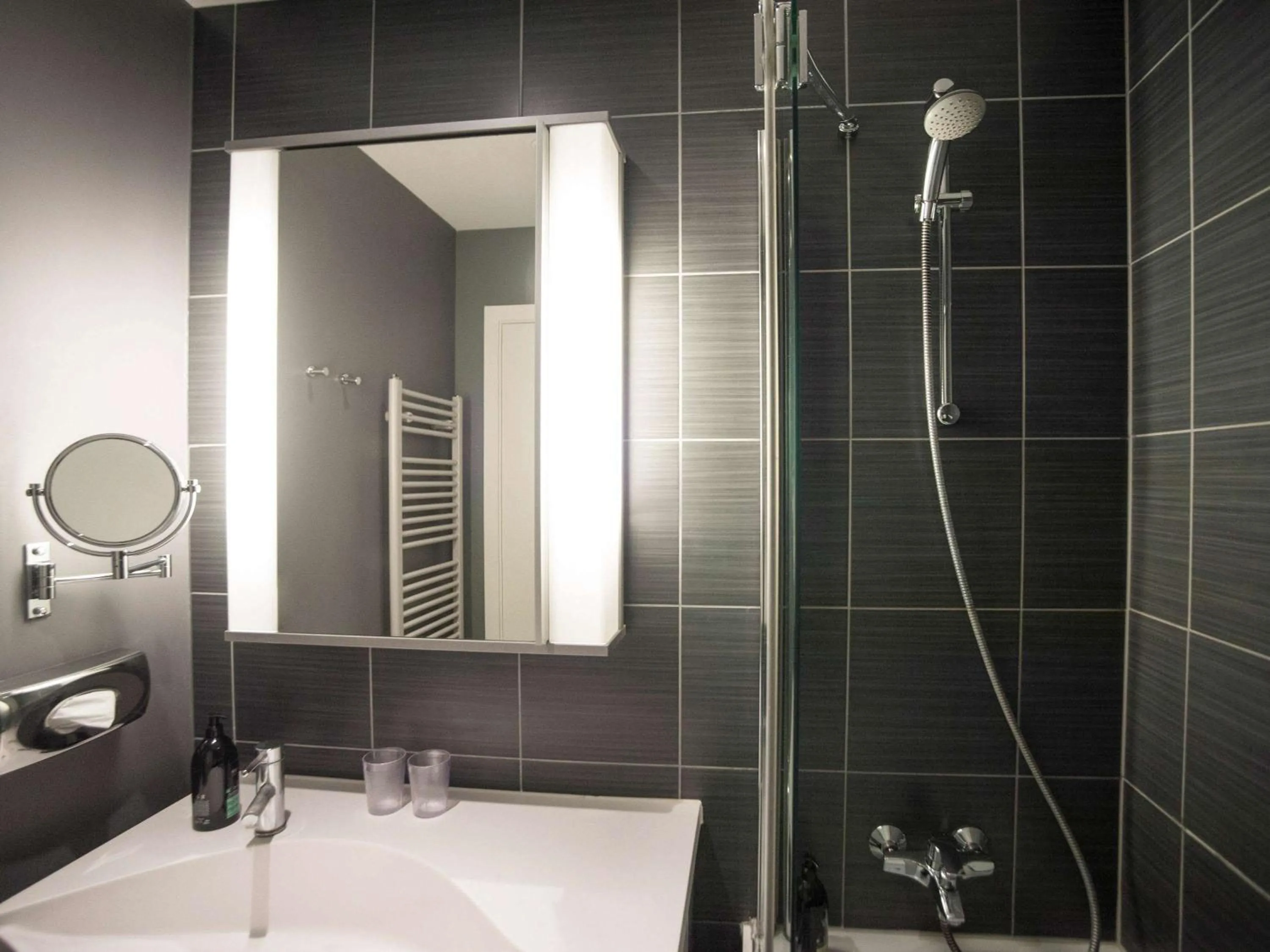 Bathroom in Aparthotel Adagio Brussels Grand Place